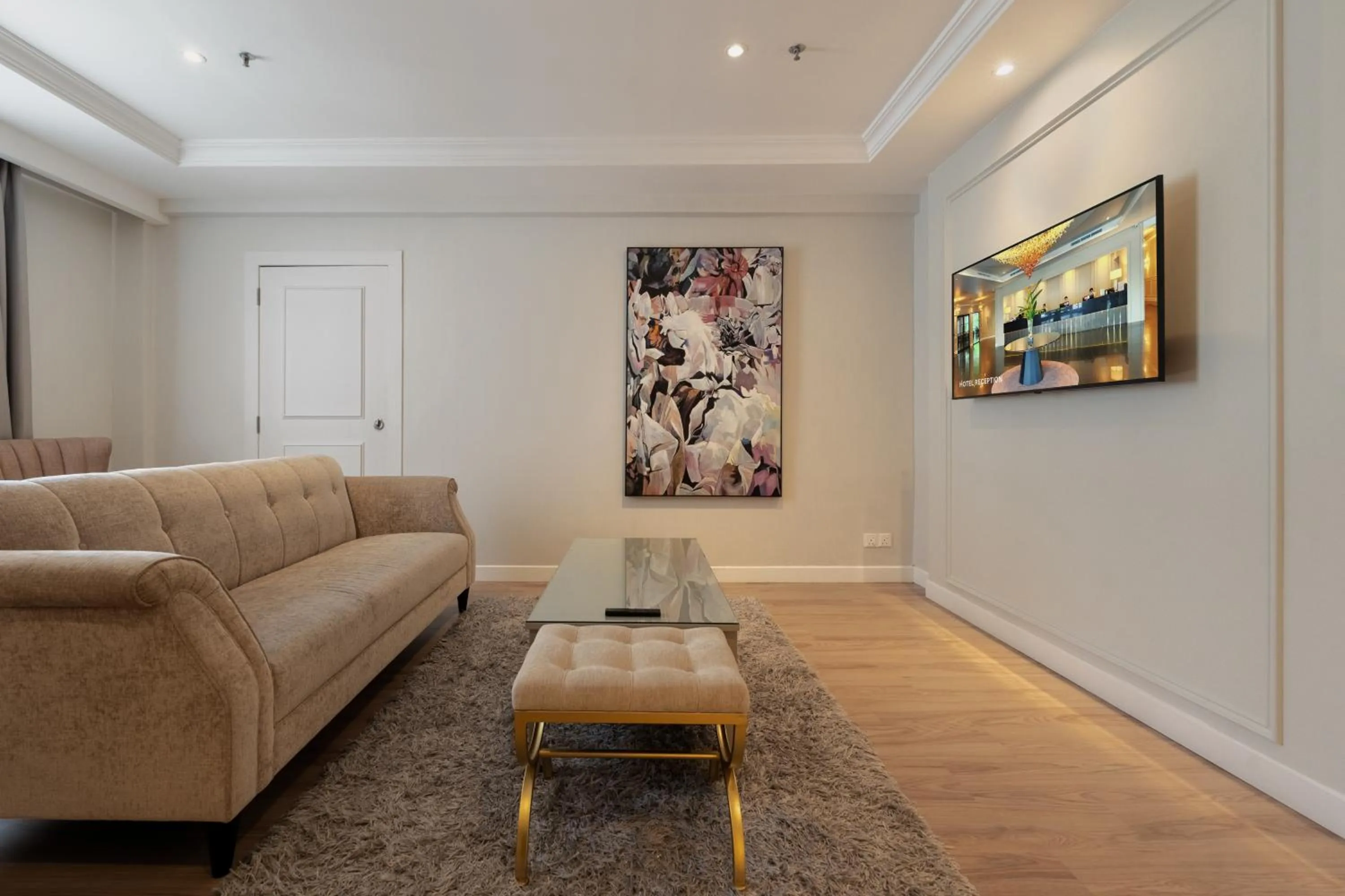 Living room in The Palace Hotel Kota Kinabalu