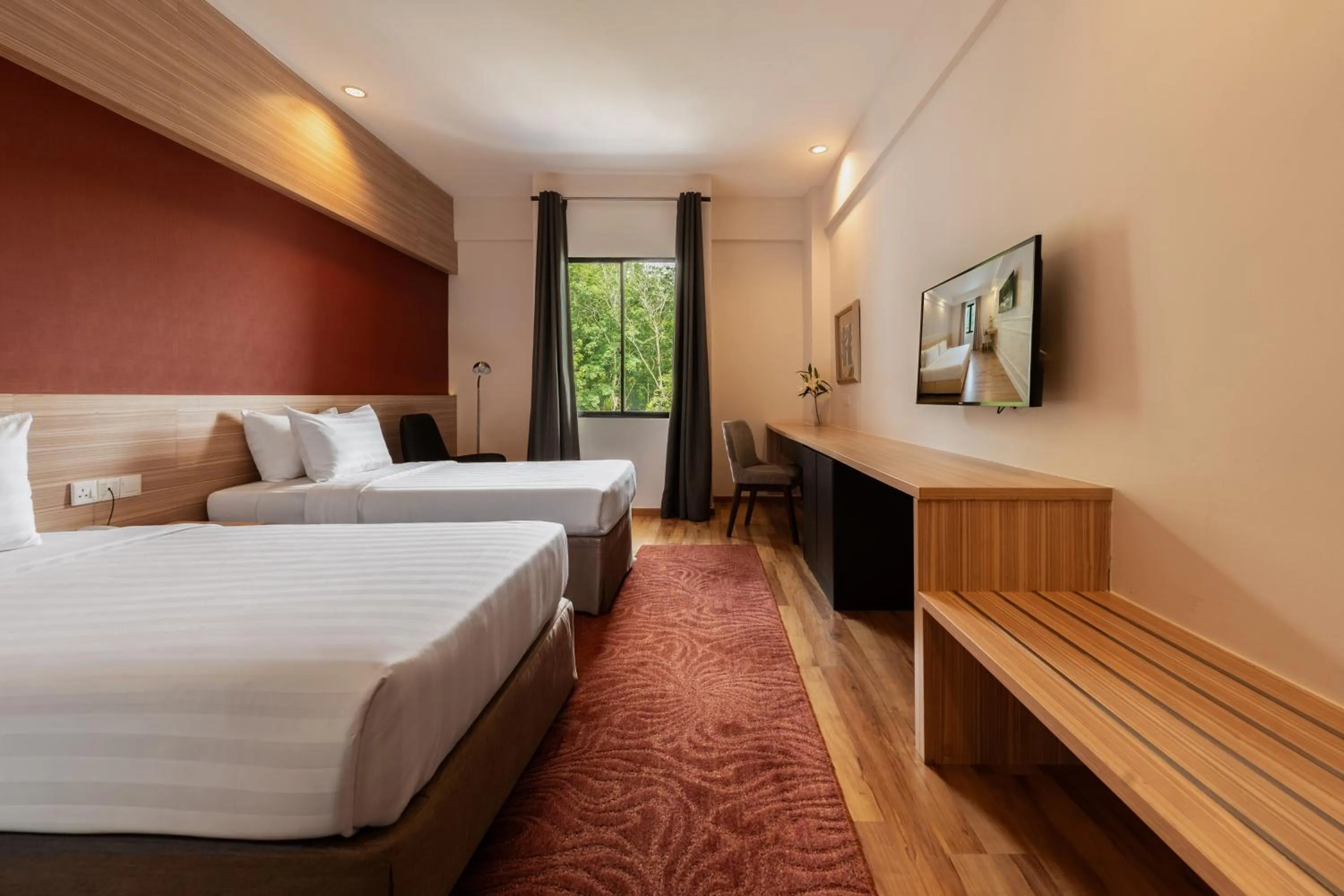 Bed in The Palace Hotel Kota Kinabalu