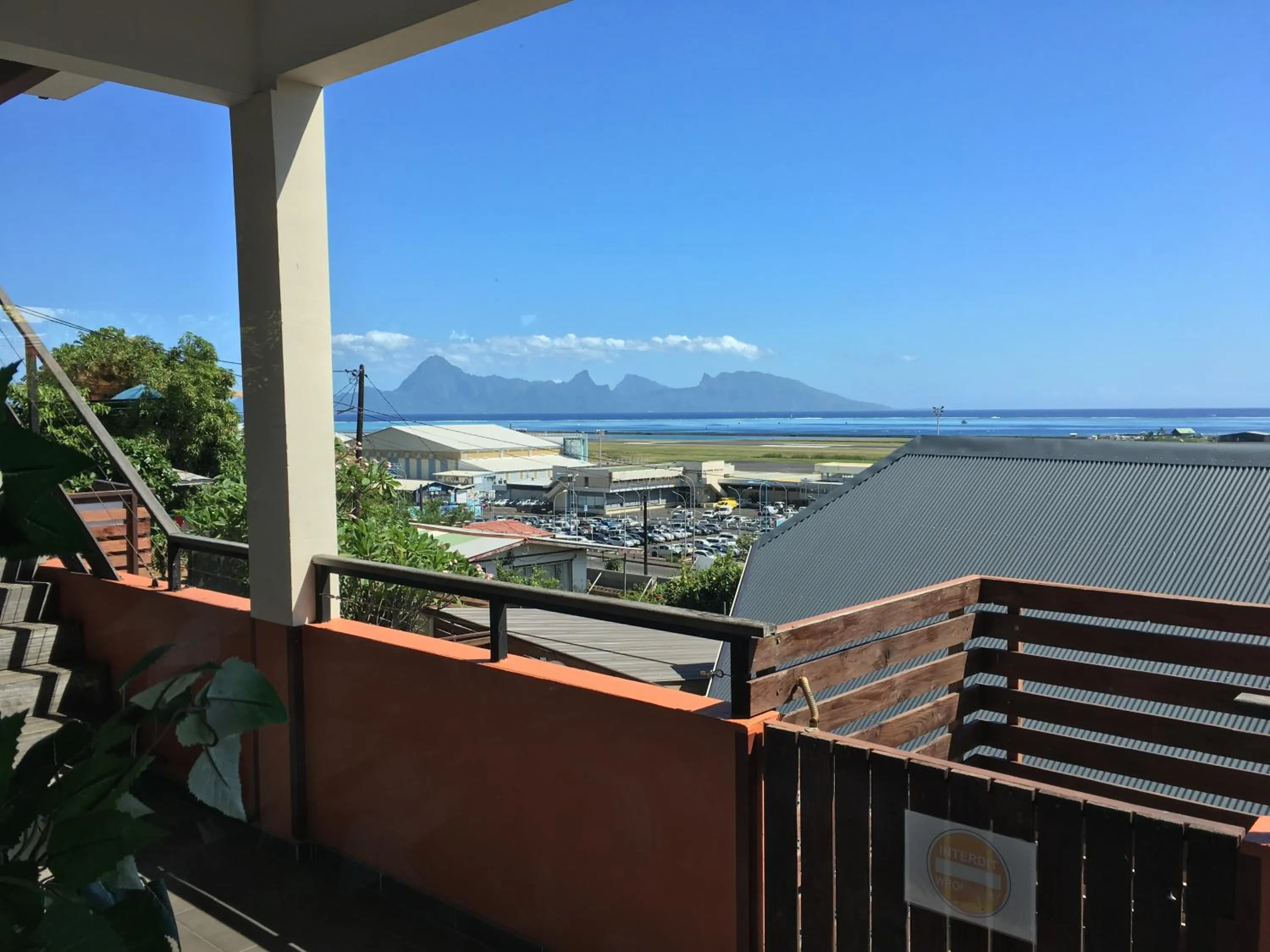 Sea view in Tahiti Airport Motel