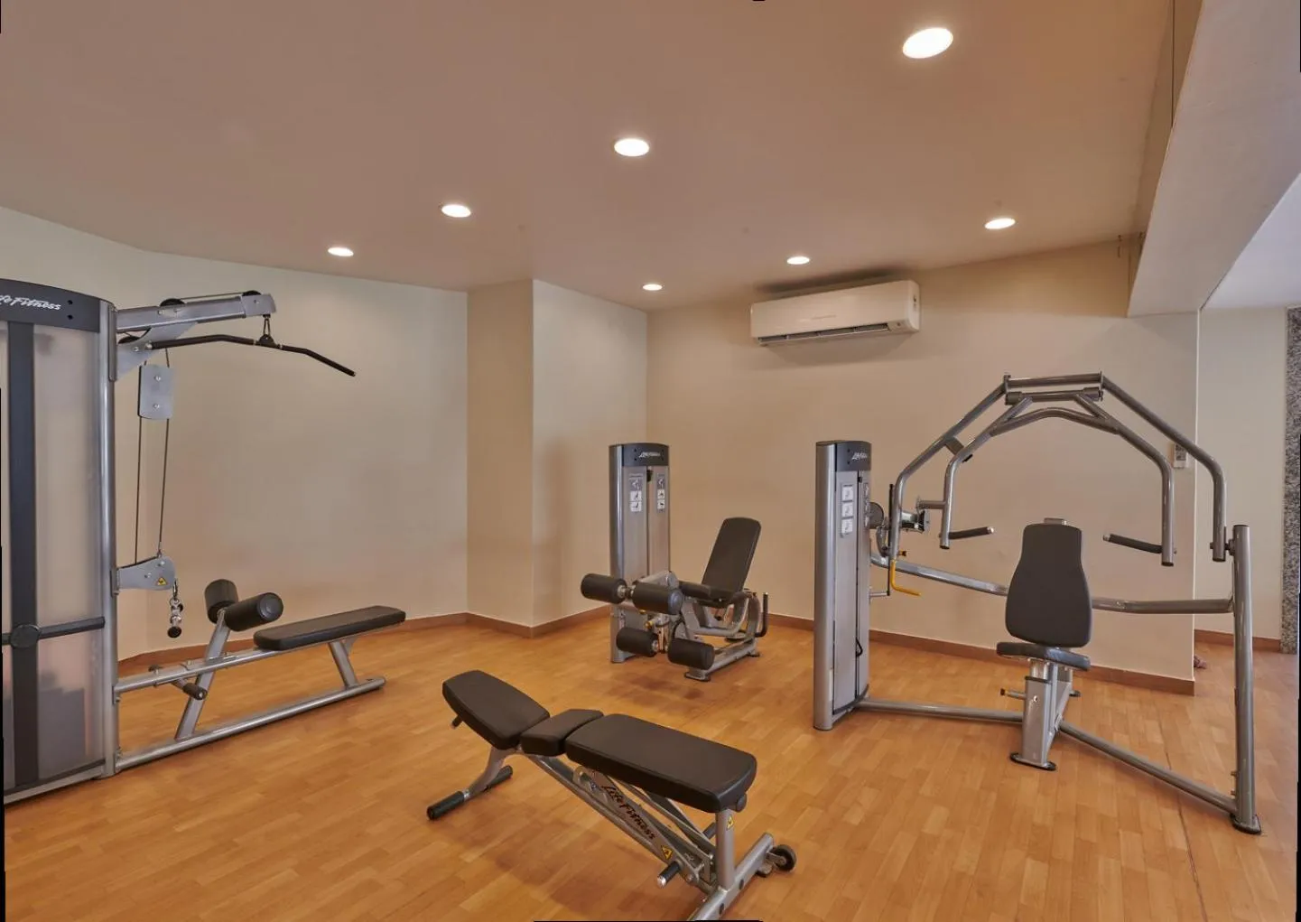 Fitness centre/facilities in Hotel Residency Andheri