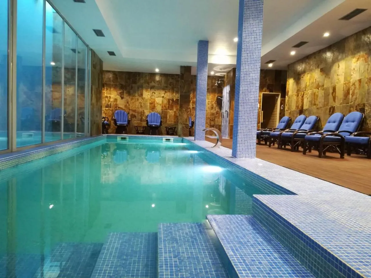 Swimming pool in Hotel Ibn-Arrik