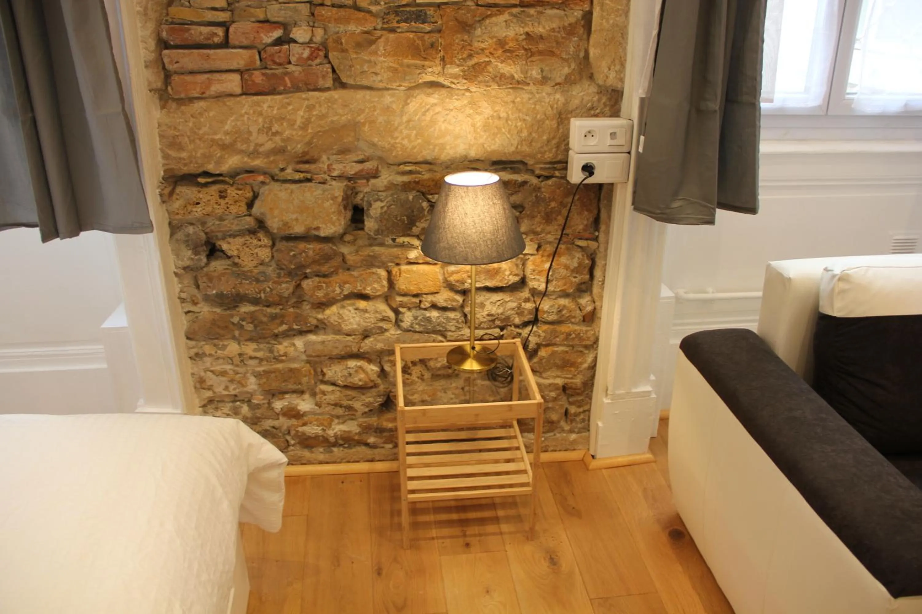 Living room, Bed in LOGE DE L'OPERA