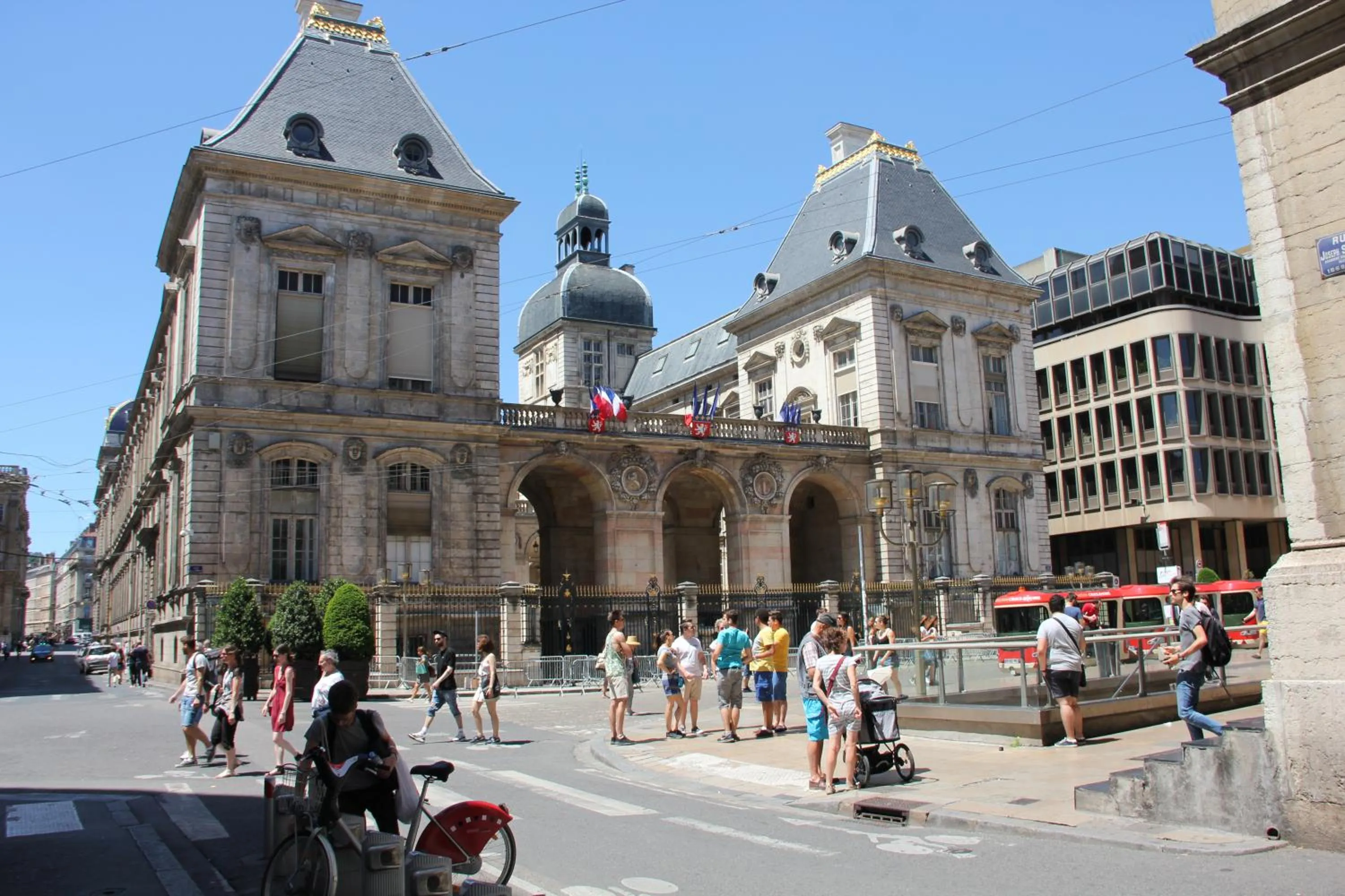 Off site in LOGE DE L'OPERA