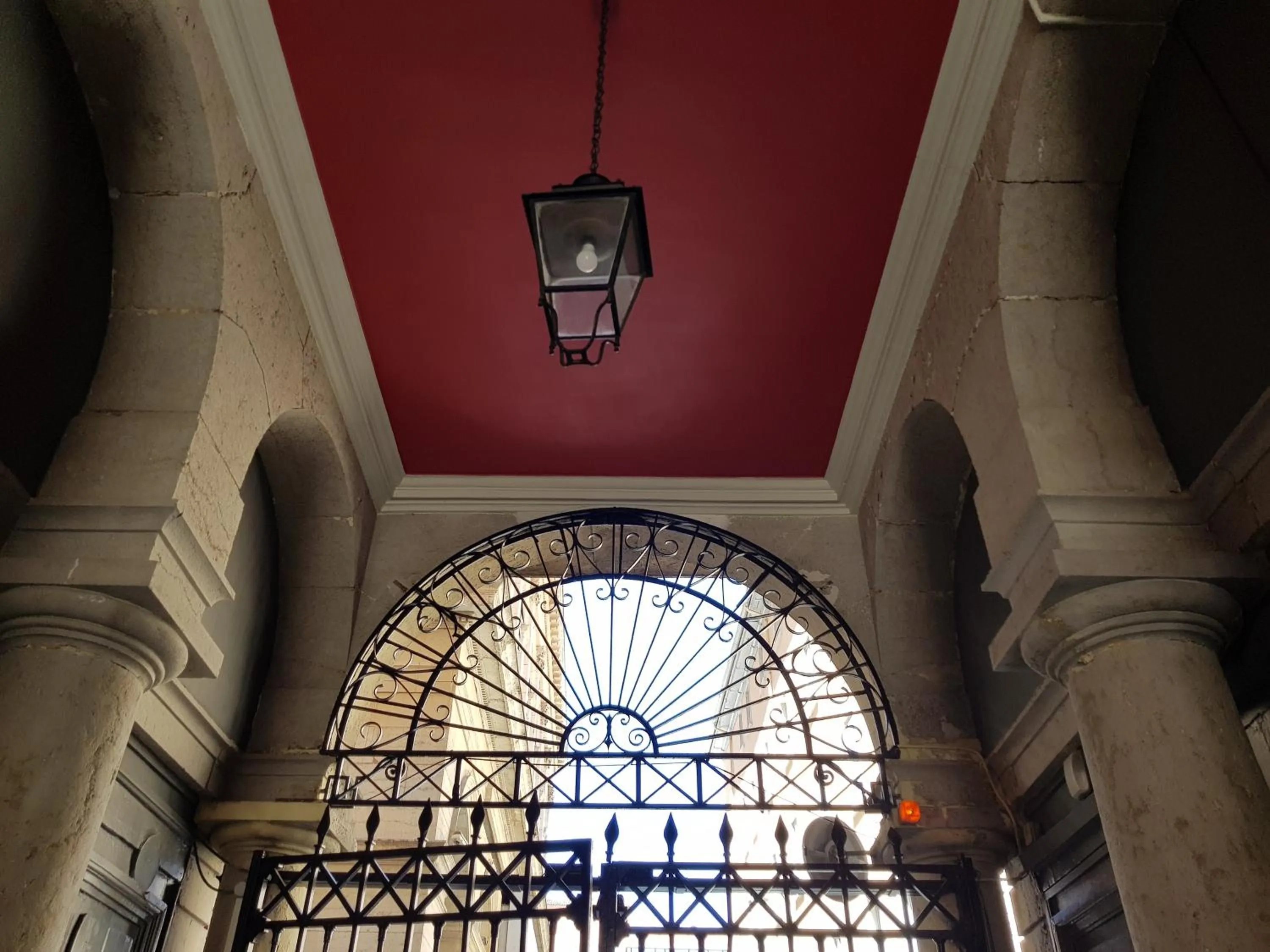 Facade/entrance in LOGE DE L'OPERA
