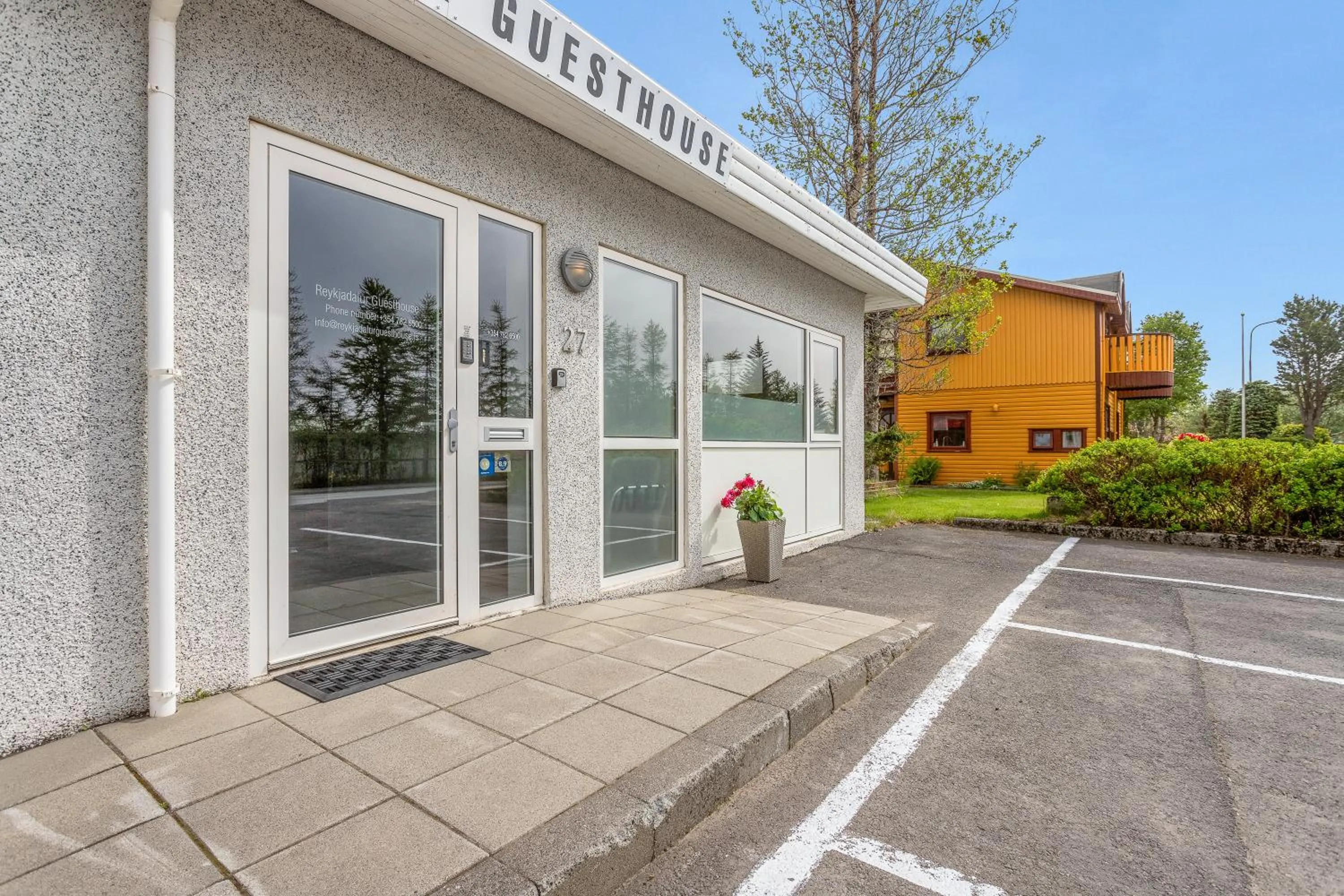 Reykjadalur Guesthouse