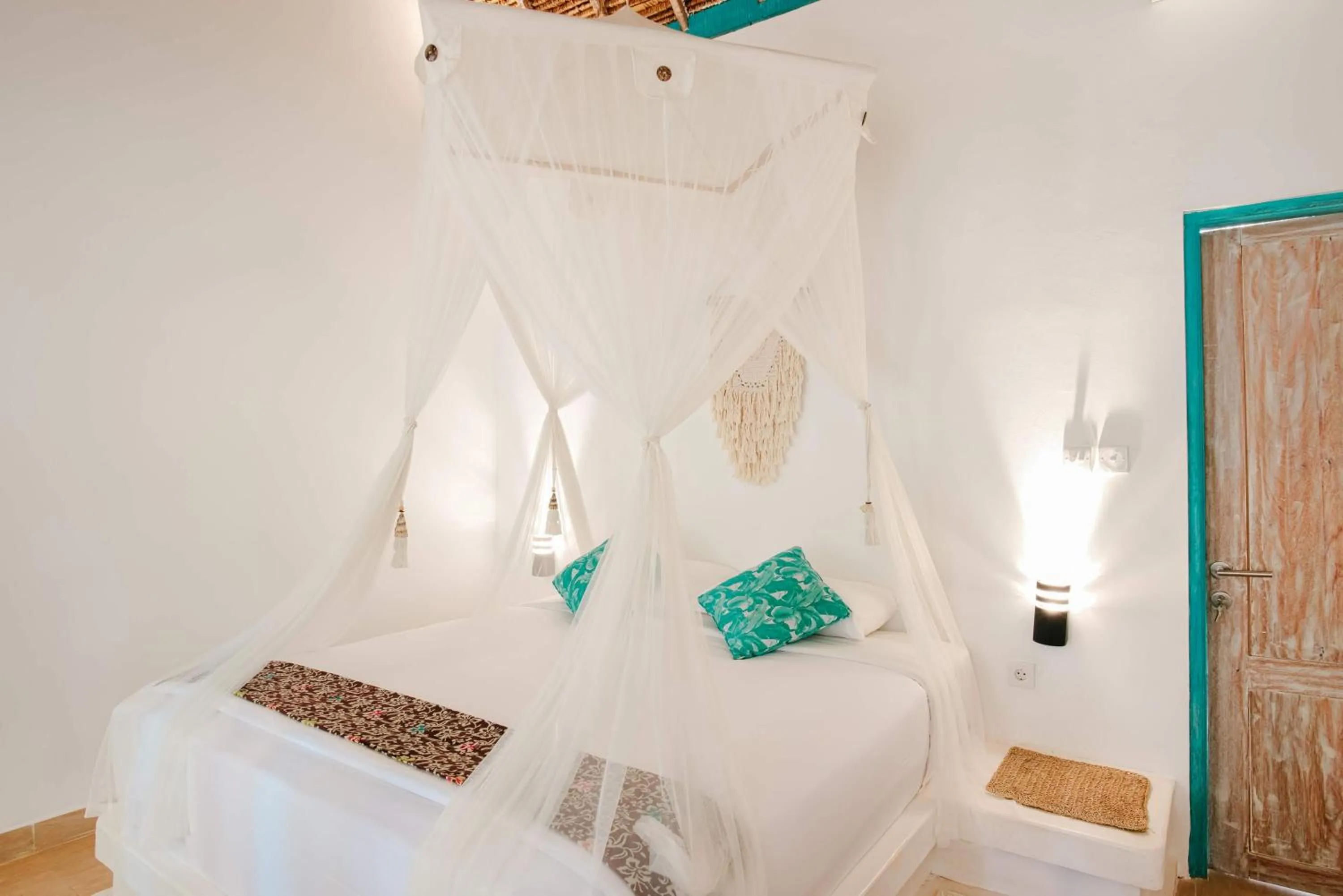 Bed in Le Nusa Beach Club