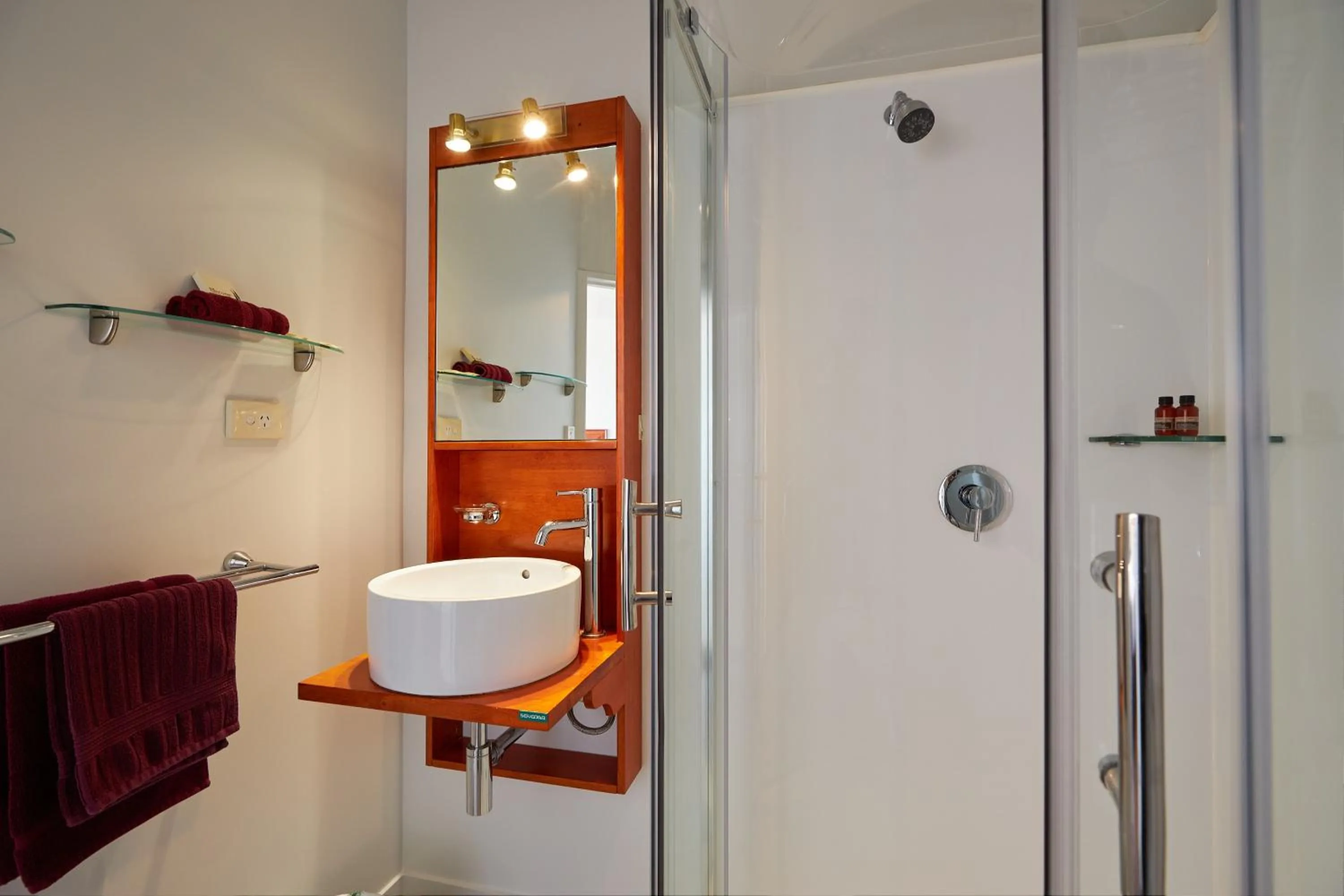 Bathroom in Kaikoura Quality Suites