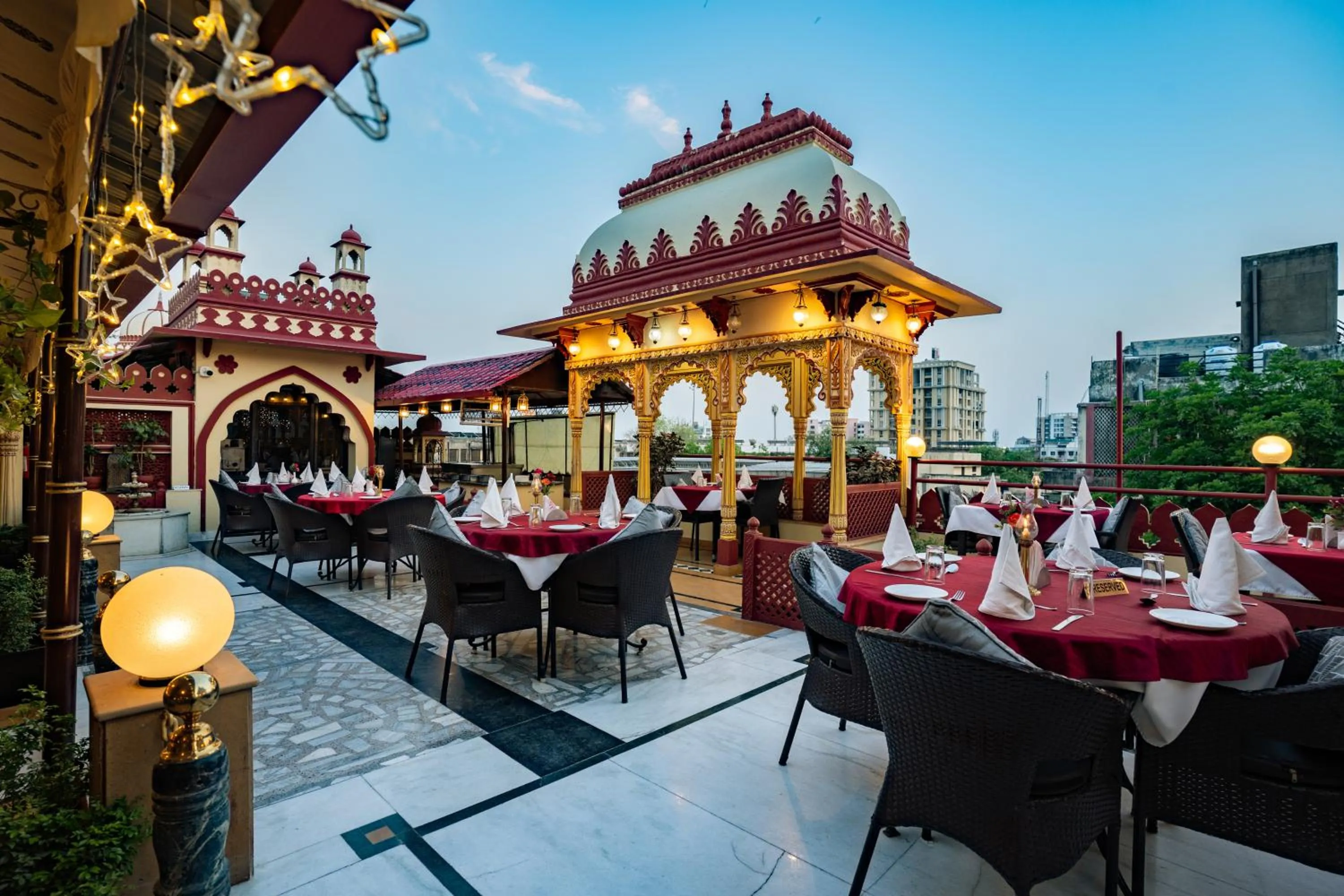 Restaurant/places to eat in Umaid Bhawan - A Heritage Style Boutique Hotel