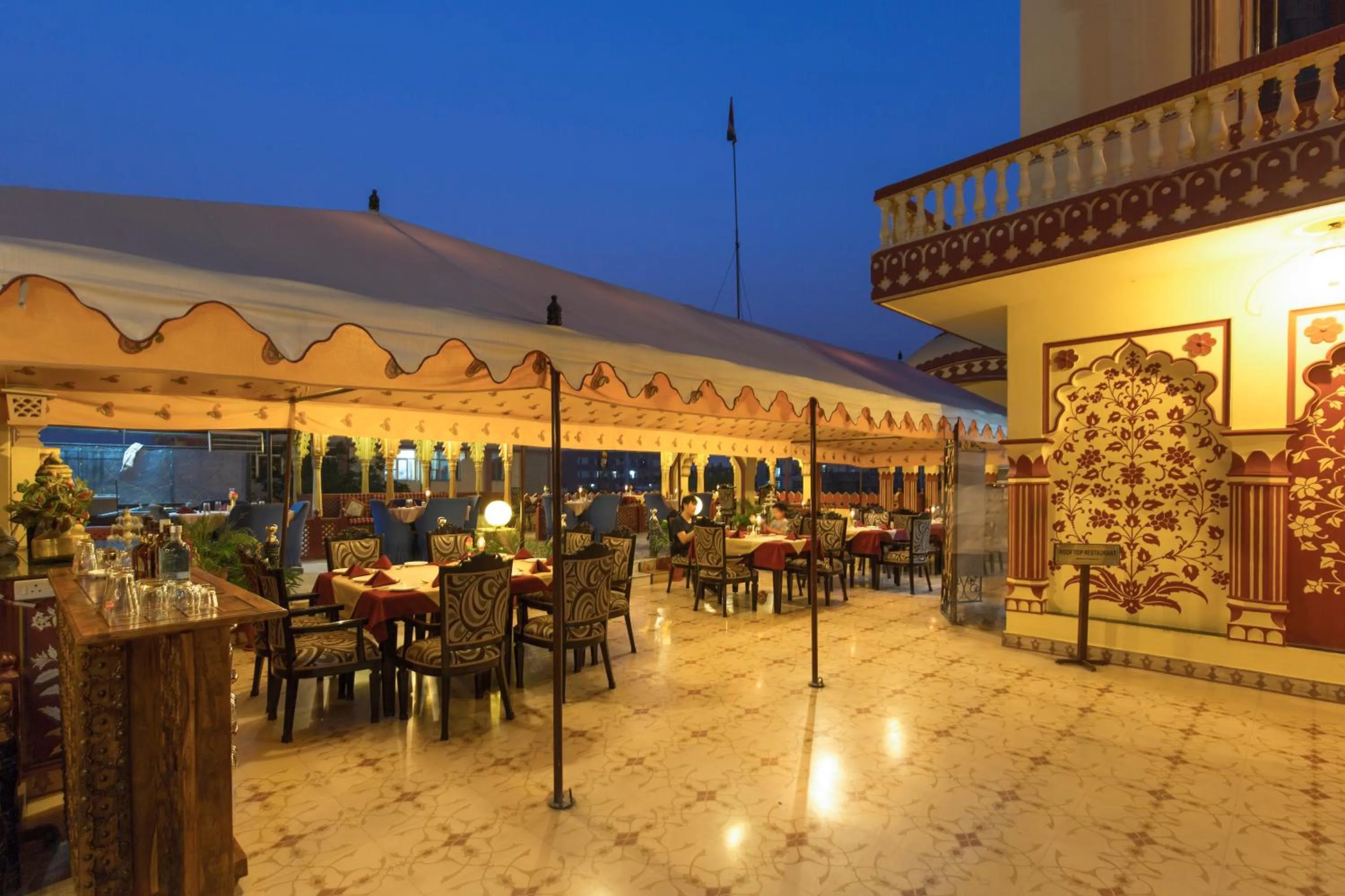 Restaurant/places to eat in Umaid Bhawan - A Heritage Style Boutique Hotel