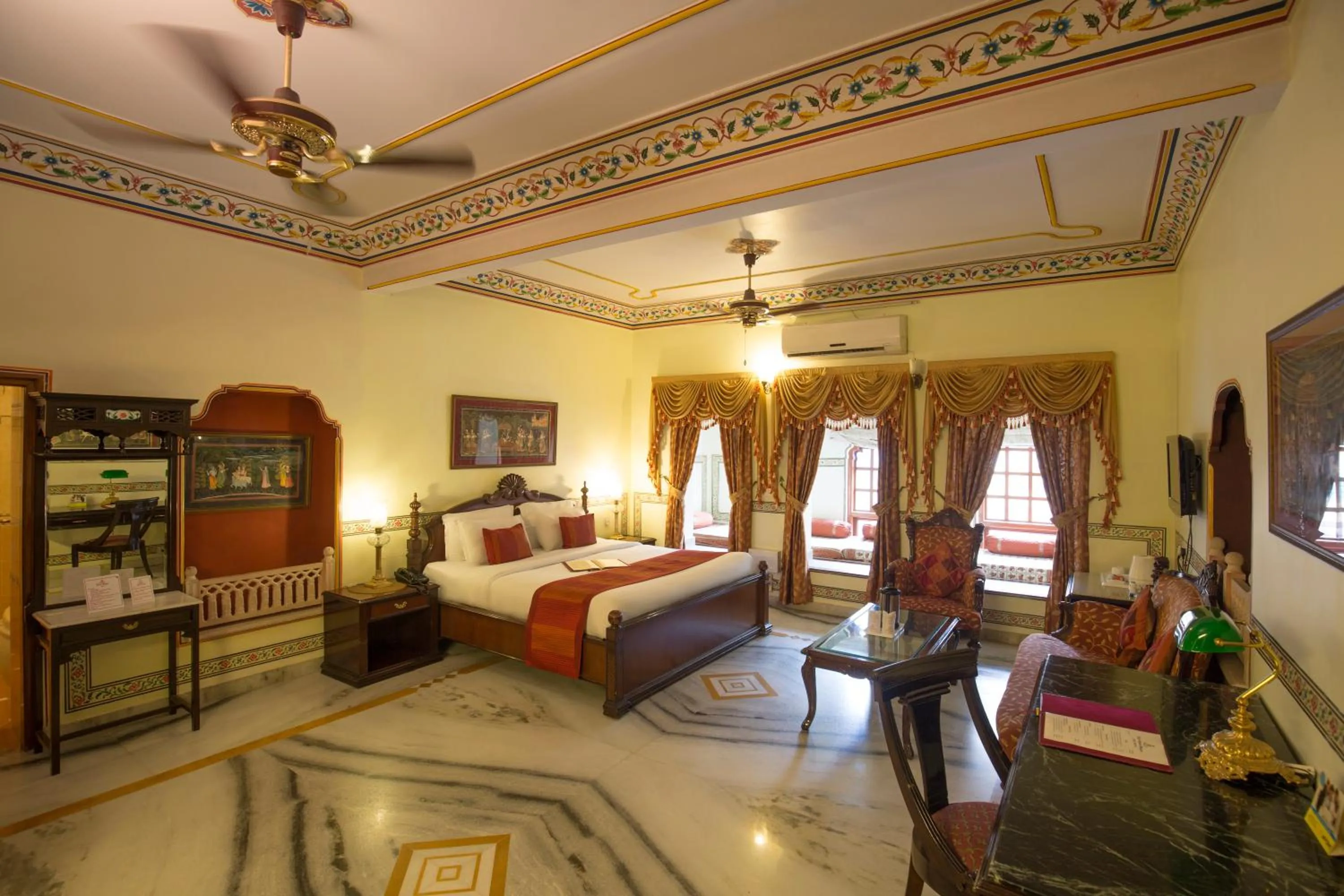 Photo of the whole room, Bed in Umaid Bhawan - A Heritage Style Boutique Hotel