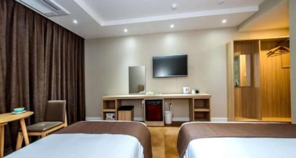 TV and multimedia, Bed in Jeju In Hotel