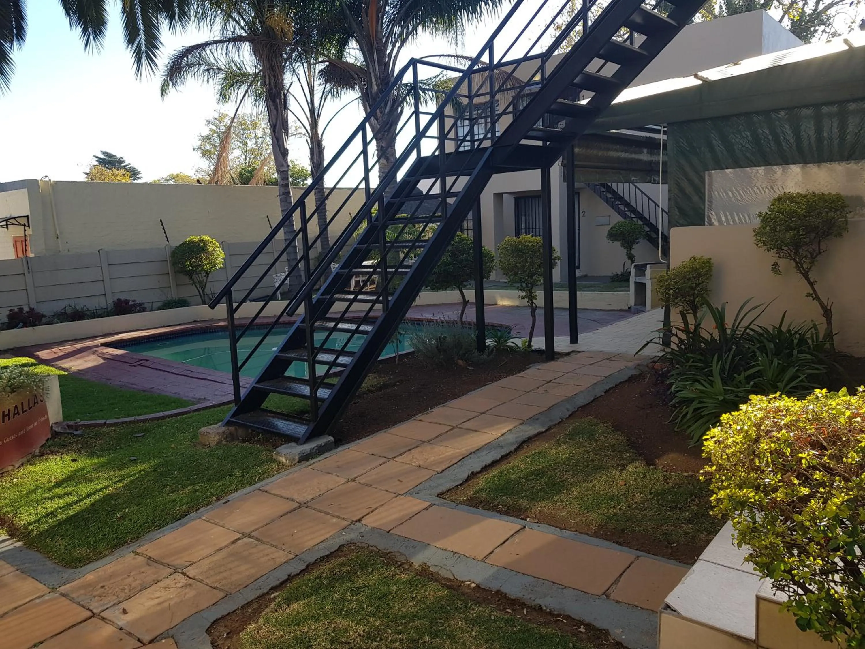 Property building in Louhallas Accommodation