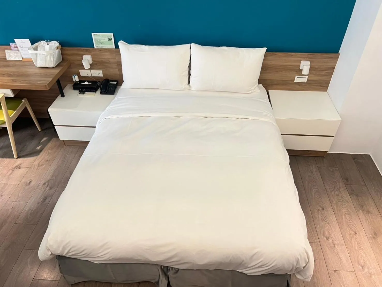 Bed in Greenight Hotel