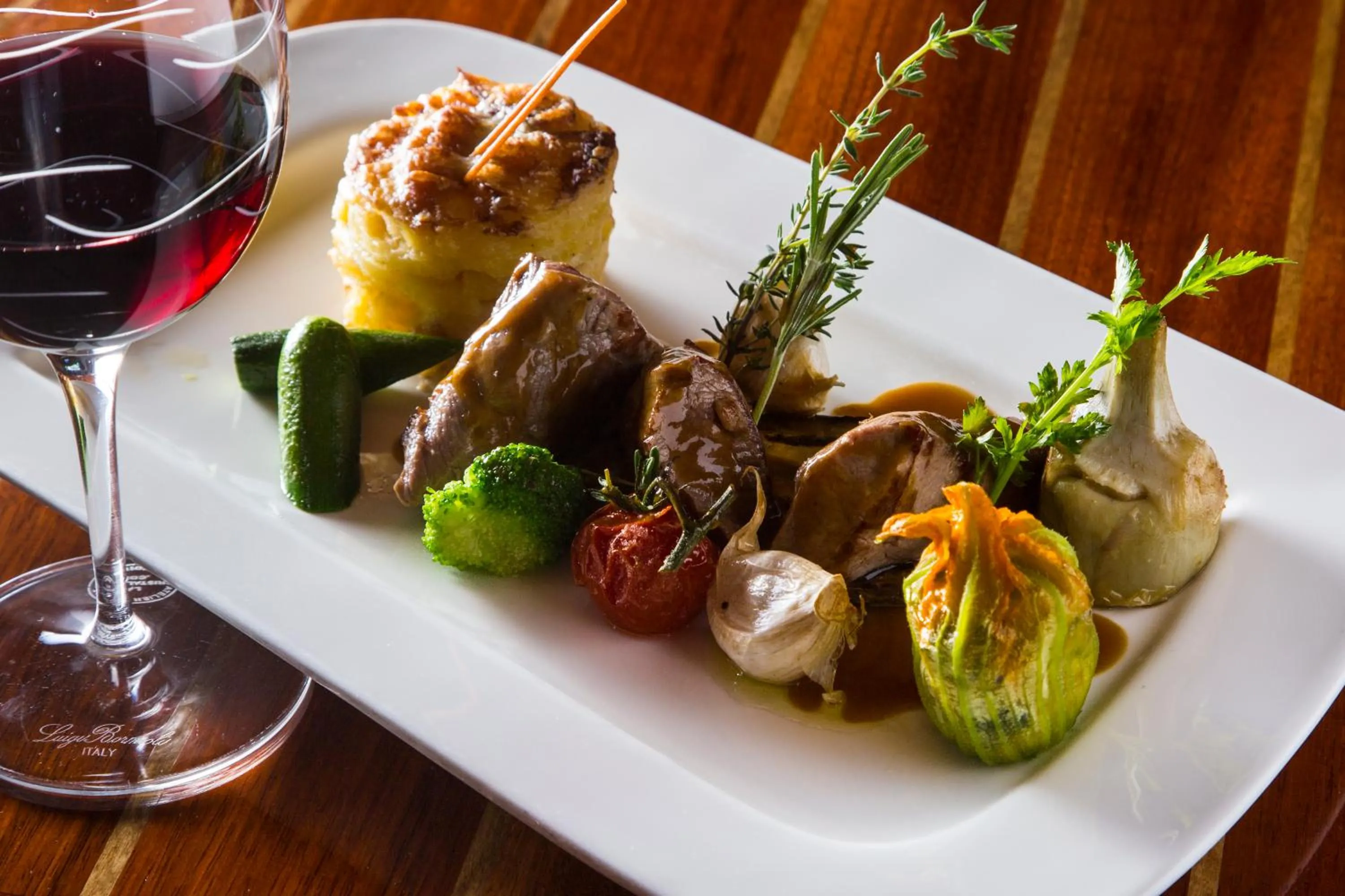 Meals in Hôtel Restaurant Du Port