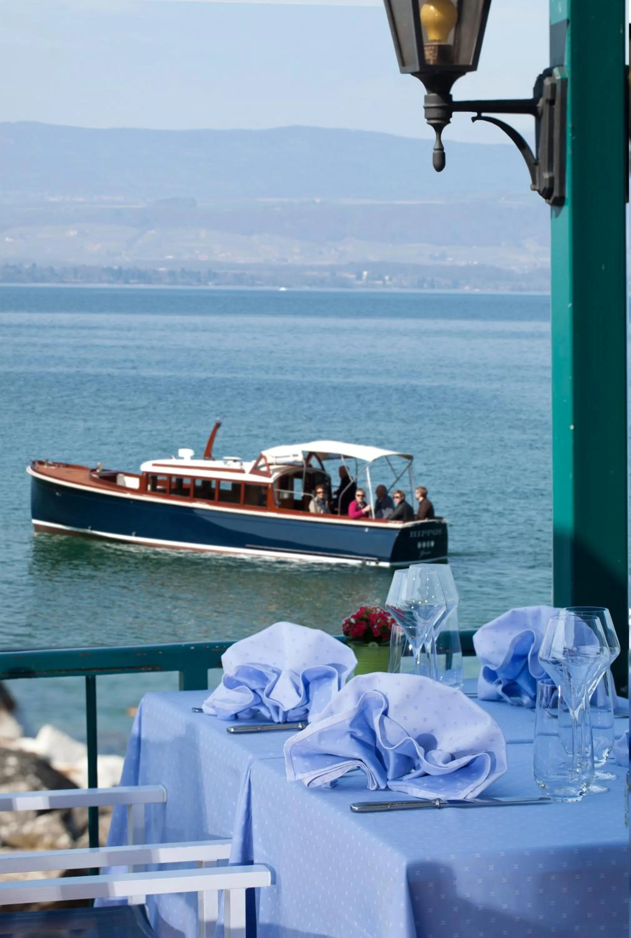 Restaurant/places to eat in Hôtel Restaurant Du Port