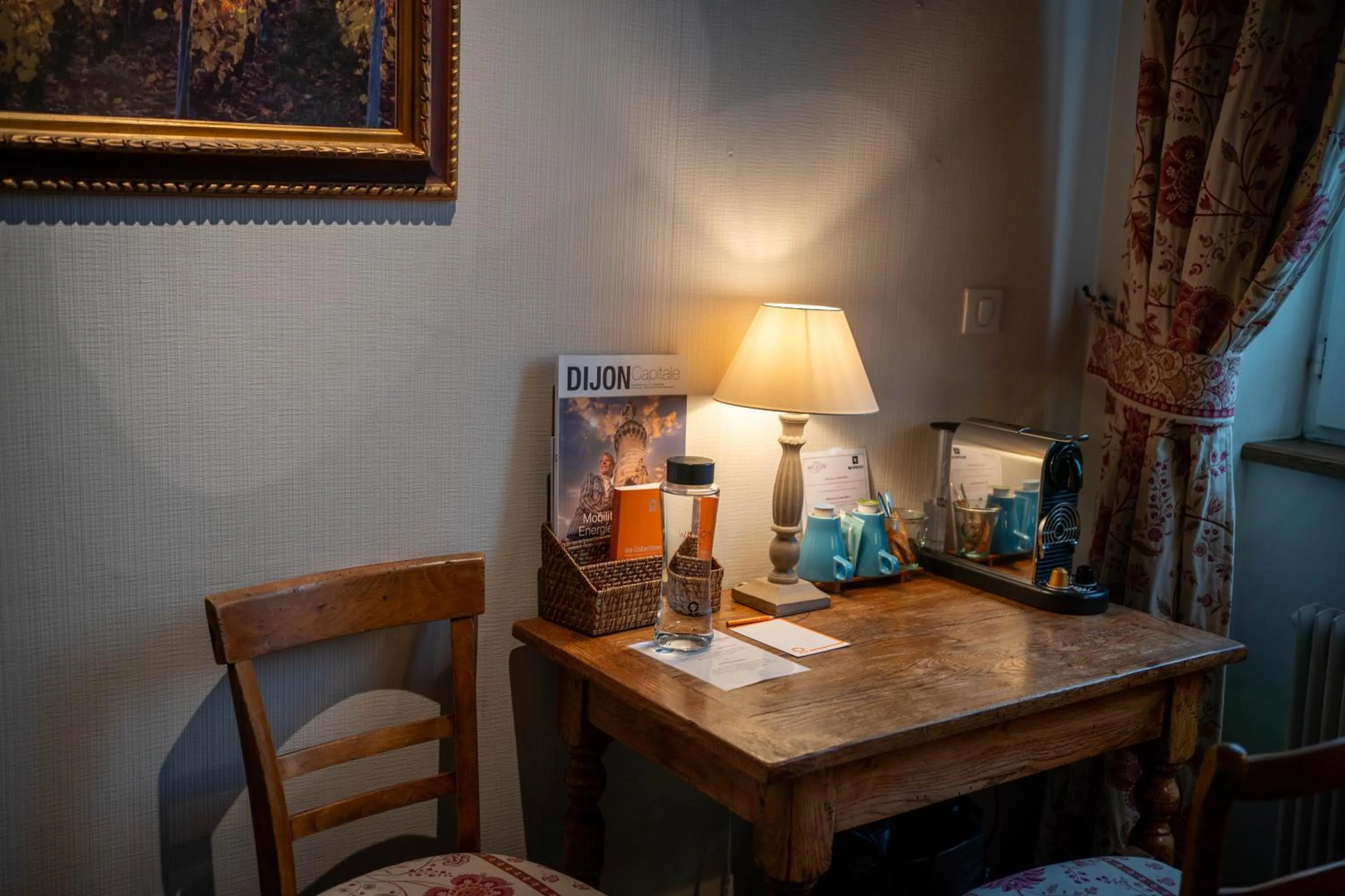 Coffee/tea facilities in Hôtel Wilson - Teritoria