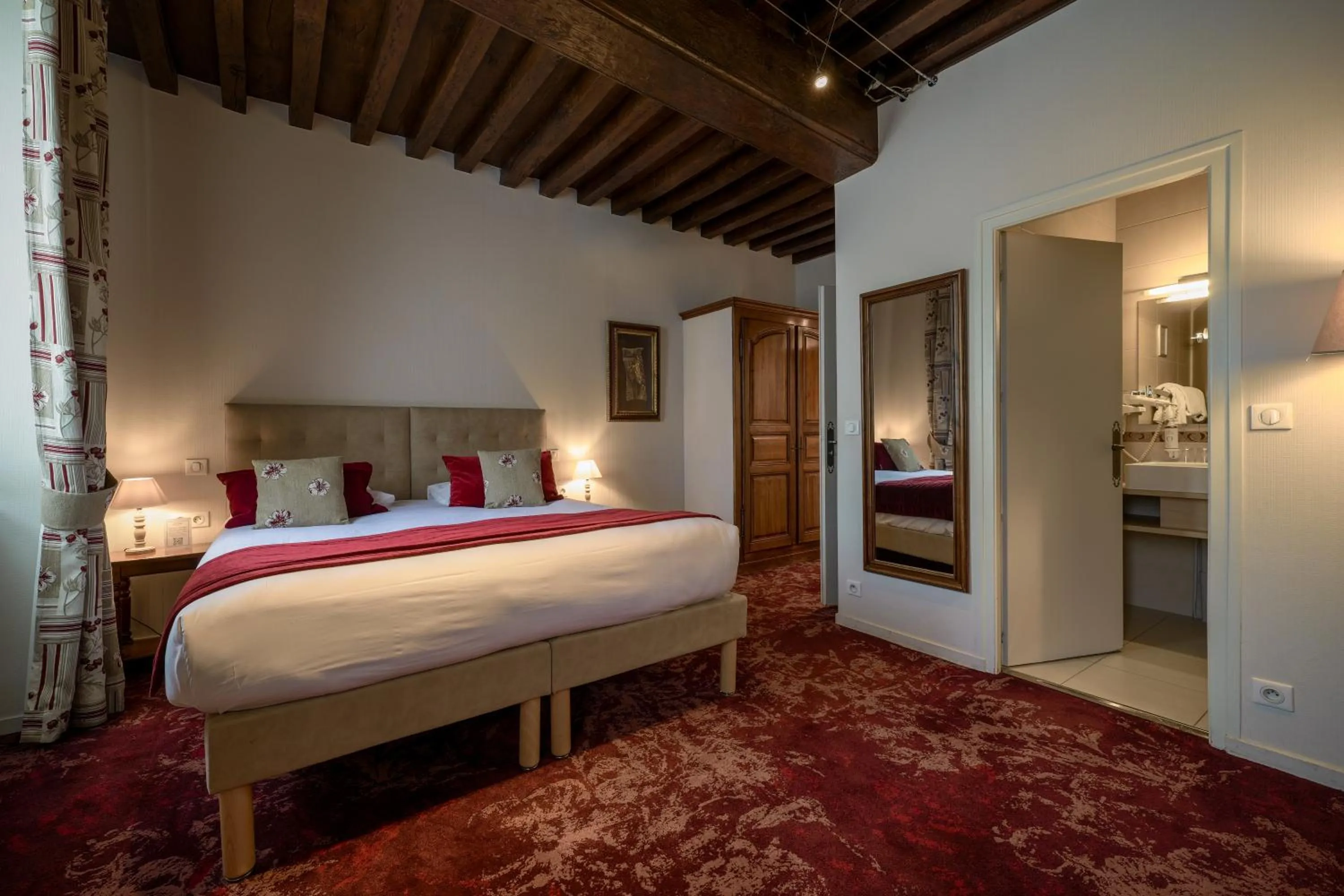 Bed in Hôtel Wilson - Teritoria