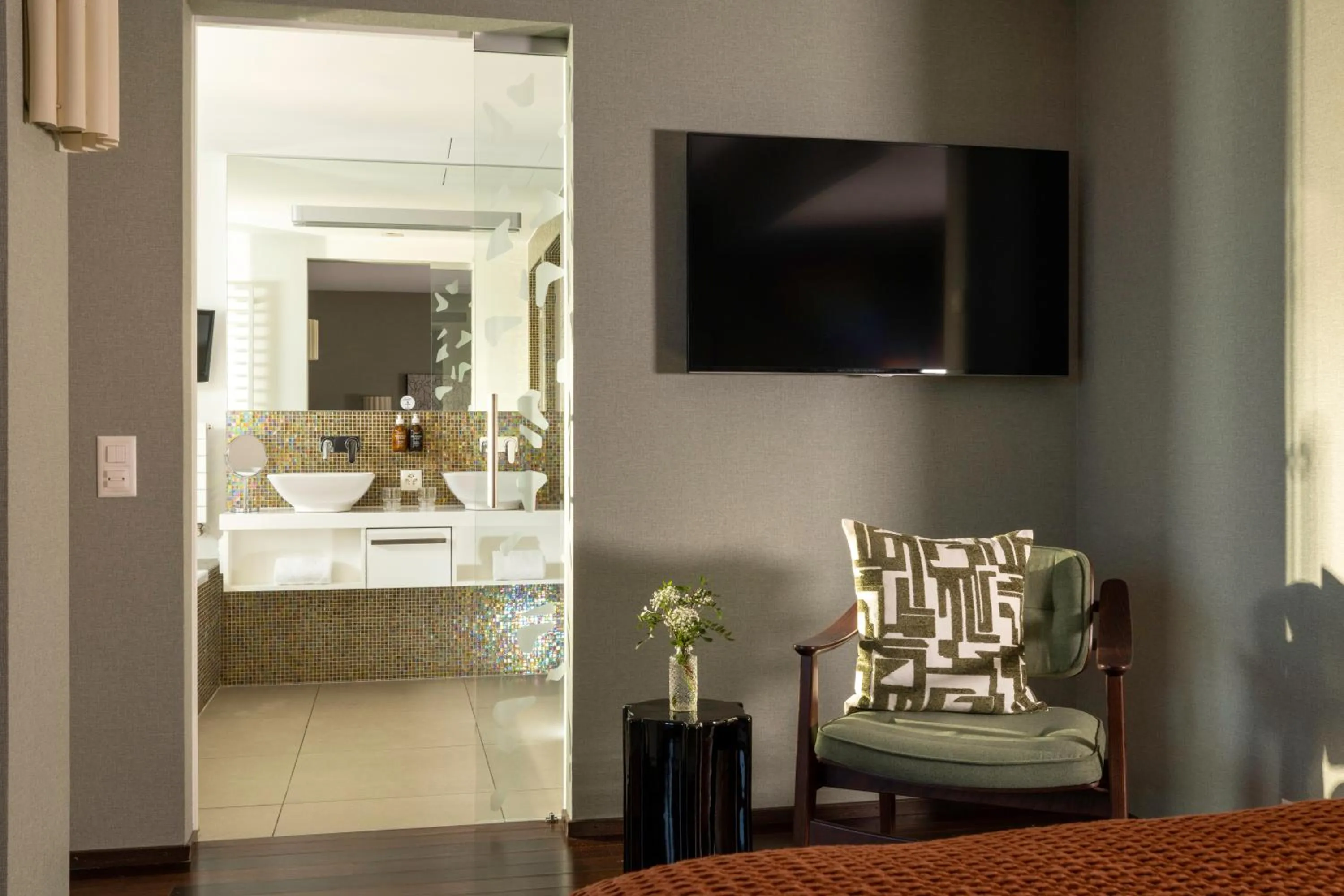 Bathroom, Bed in Hotel D - Basel - Fully Renovated 2025