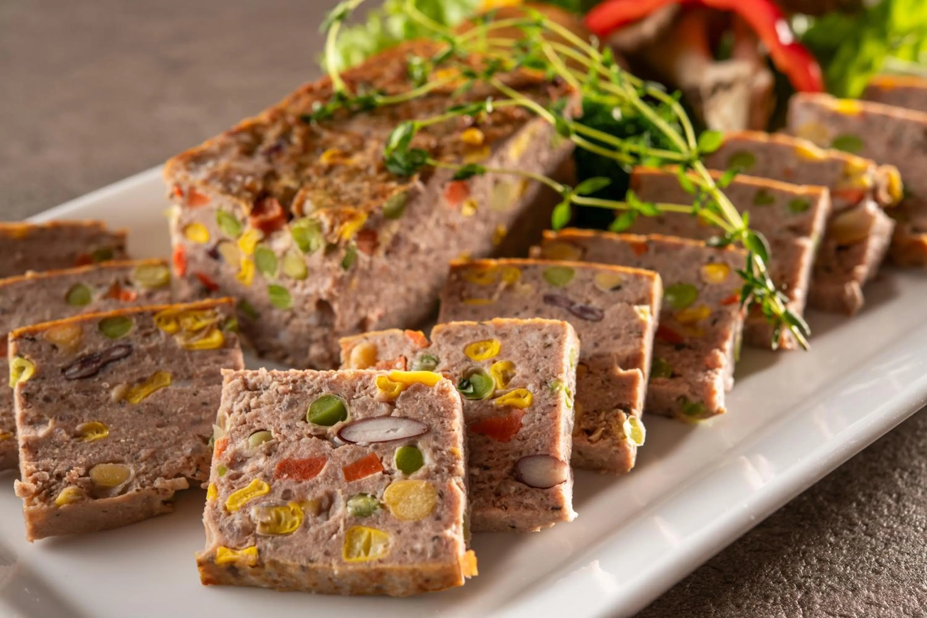 Restaurant/places to eat in Plaza Hotel Sanrokuso