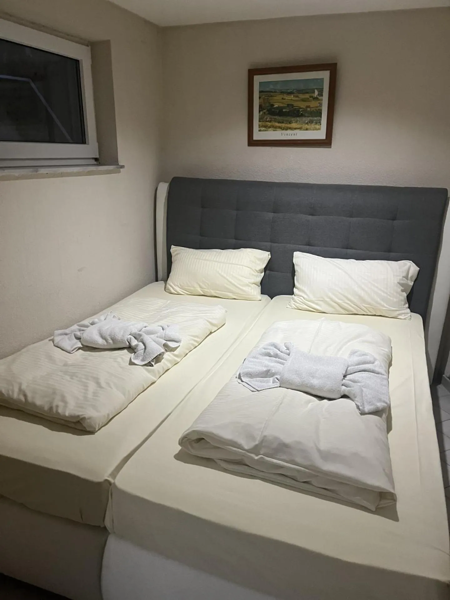 Bedroom, Bed in Seehotel Luisenhof