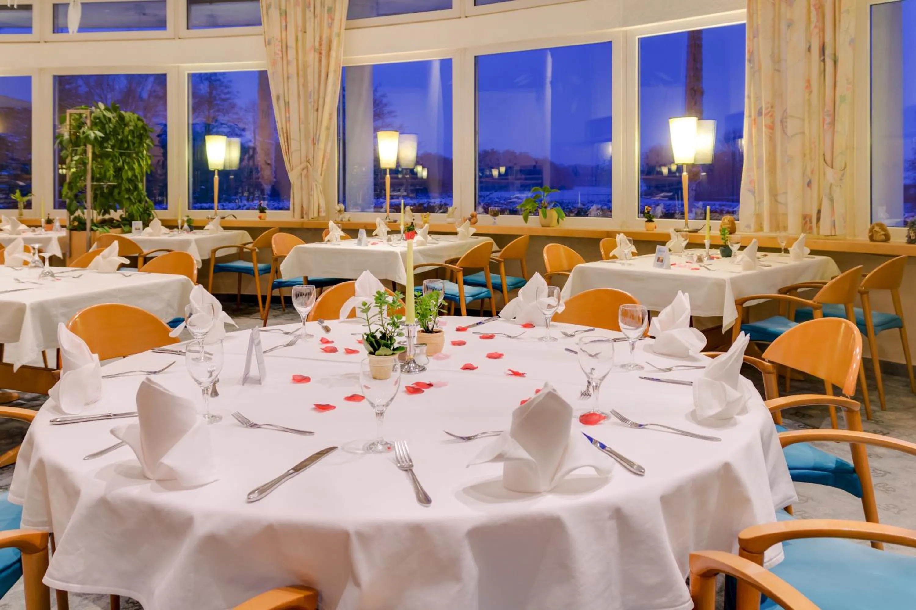 Restaurant/places to eat in Seehotel Luisenhof