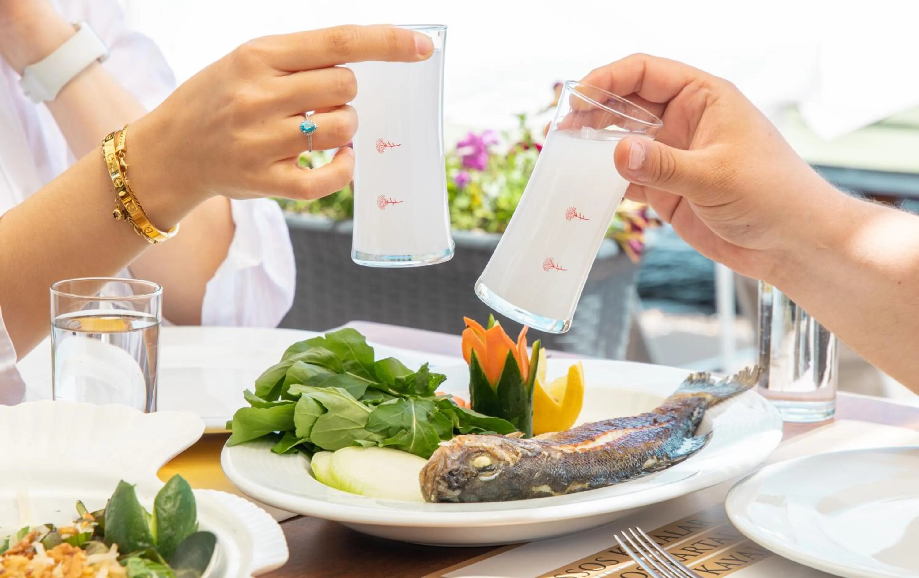 Food and drinks in Kayalar Blue Beach Hotel