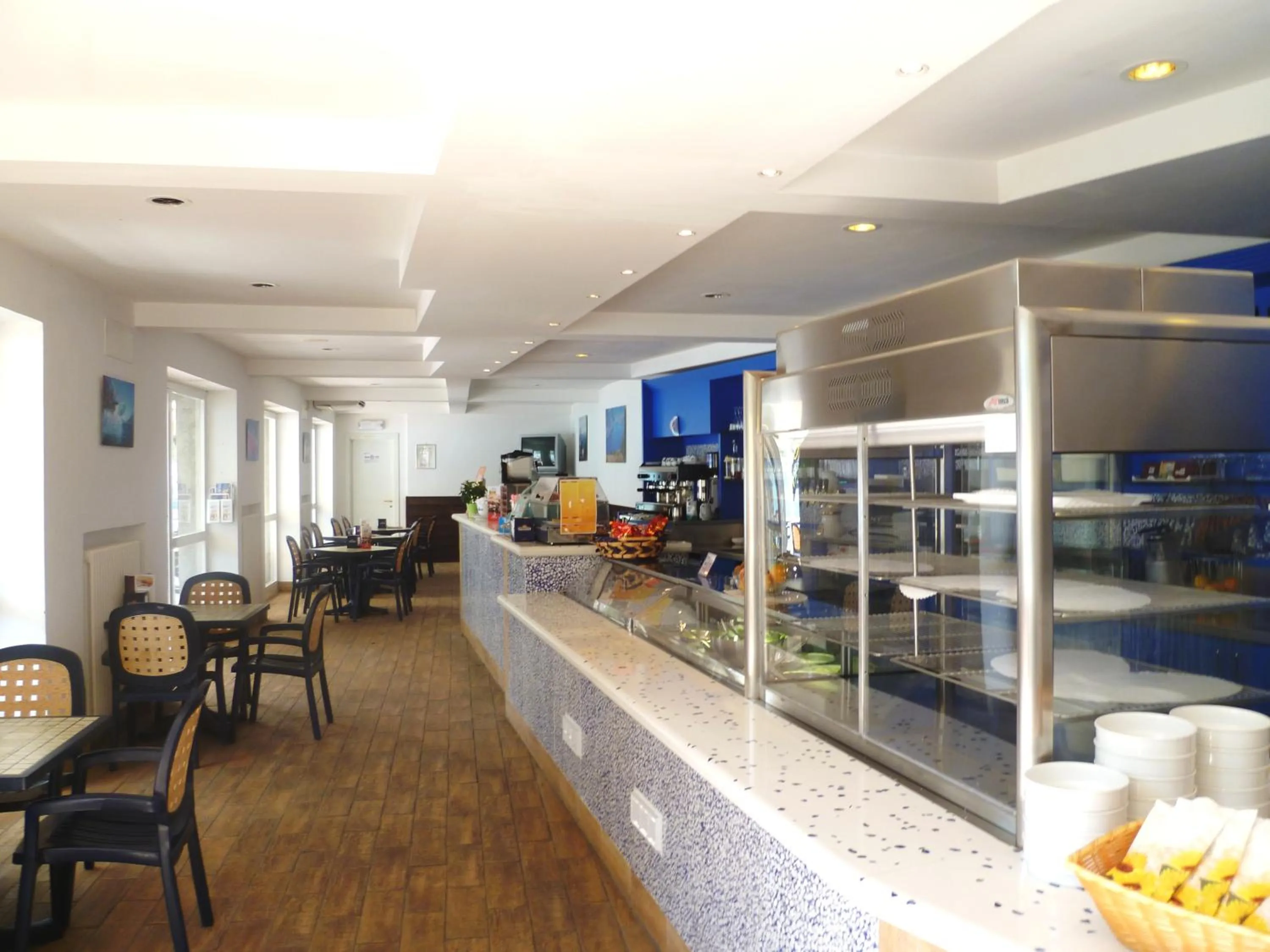 Lounge or bar in Surf Hotel Pier - Montagnoli Group