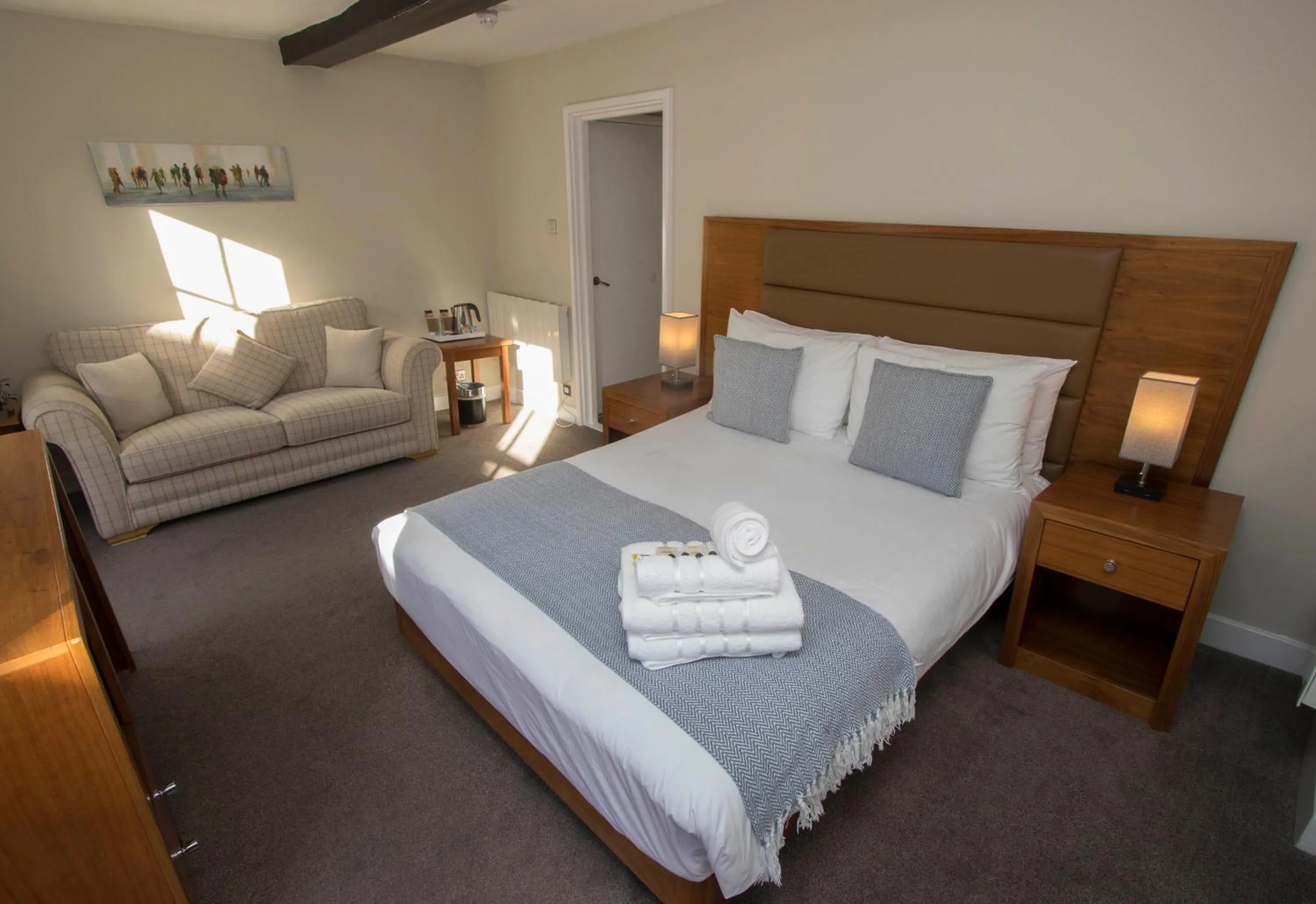 Bedroom, Bed in Cathedral Gate