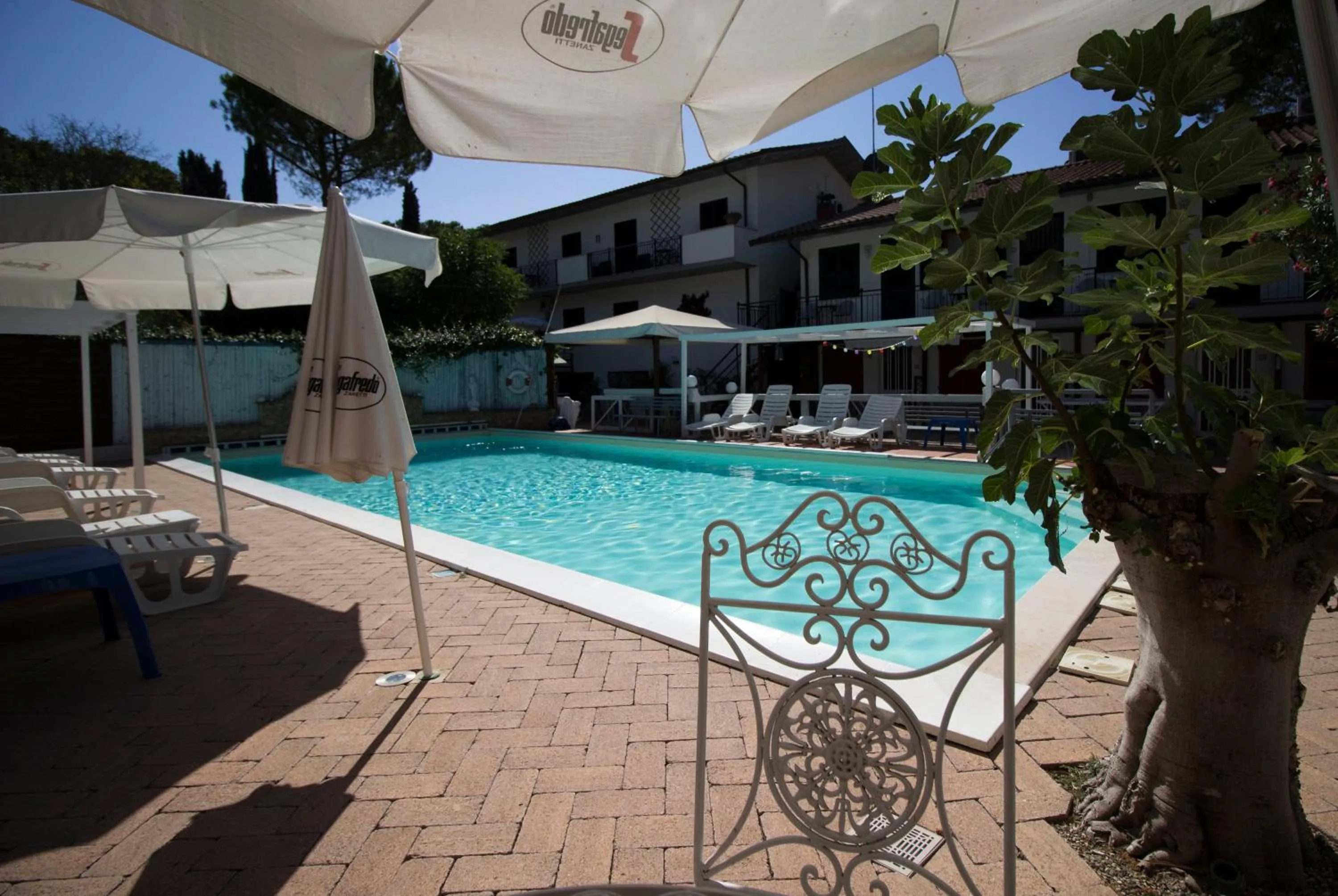 Swimming pool in Residence Al Lago