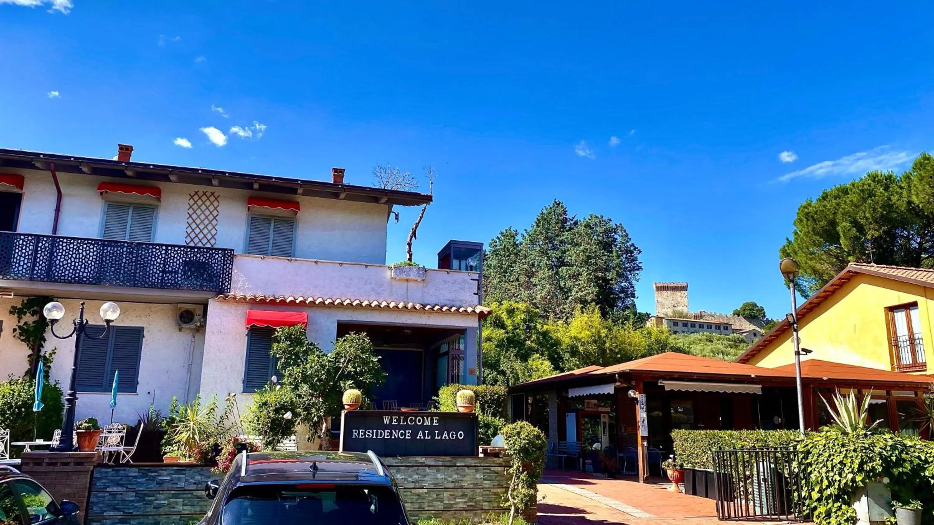 Property building in Residence Al Lago