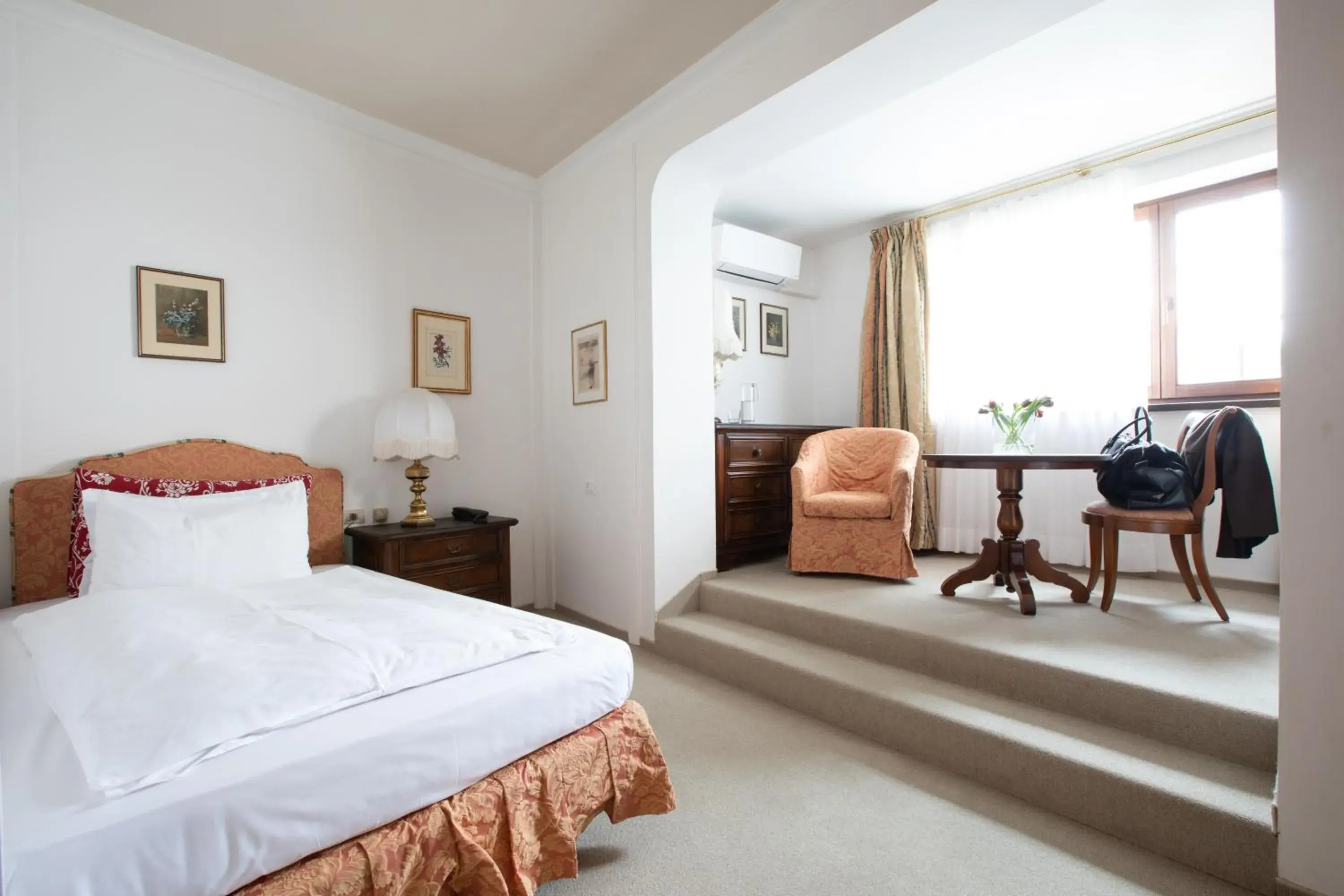 Single Room in Hotel Castel Rundegg (Adults Only) Single Room in Hotel Castel Rundegg (Adults Only)