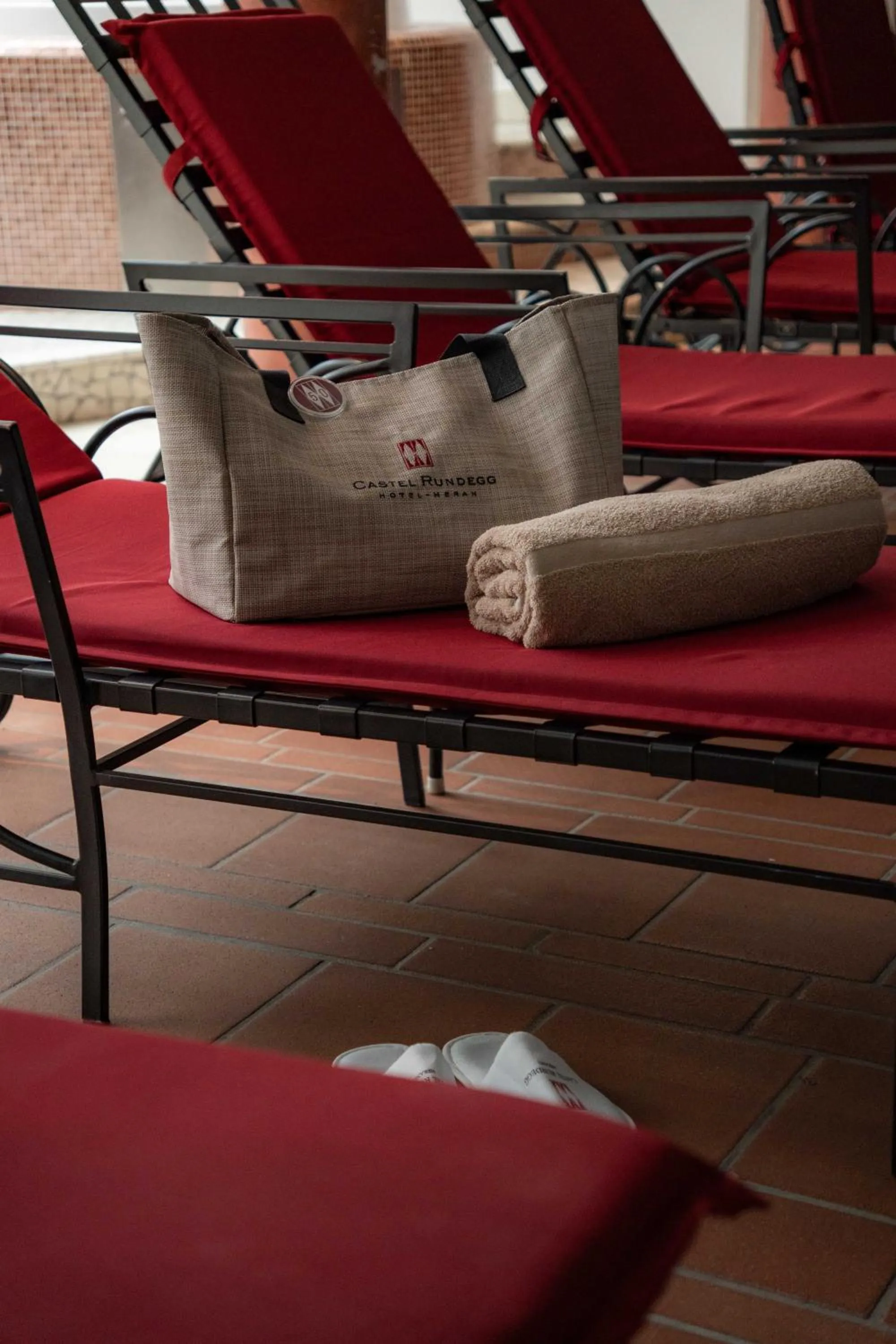 Swimming pool in Hotel Castel Rundegg (Adults Only)