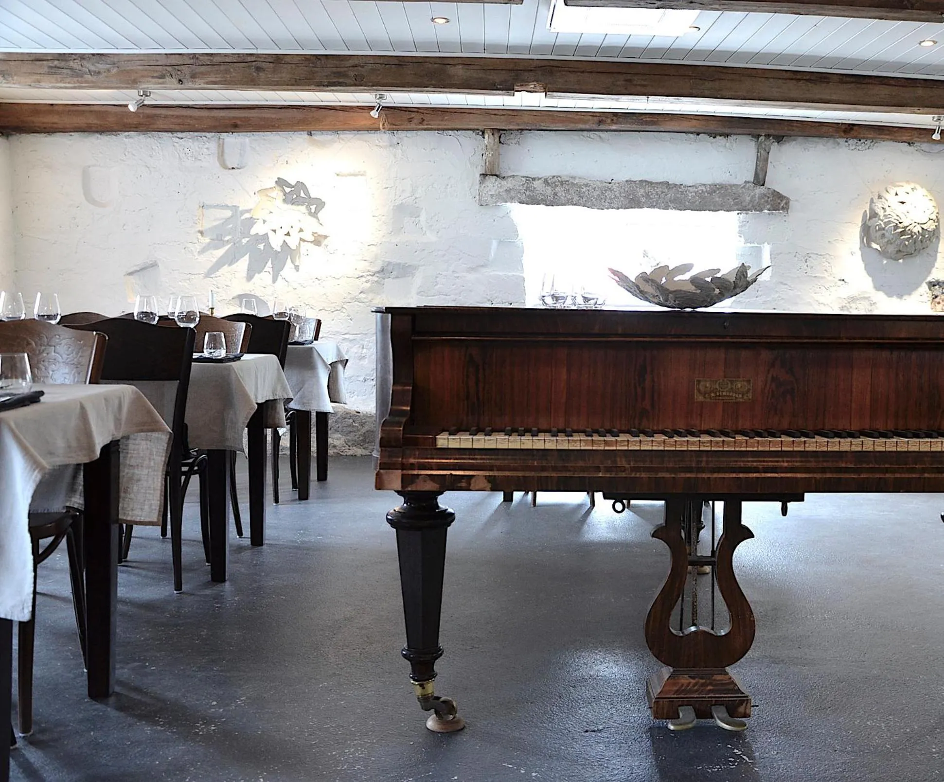 Hotel Nestor & Restaurant Back Pocket