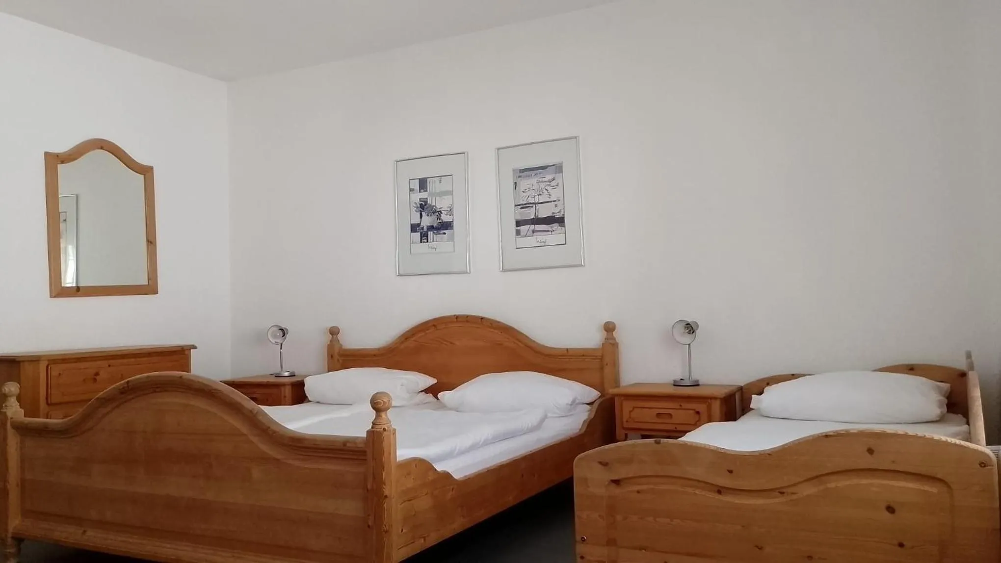 Bed in Hotel Zum Rebstock