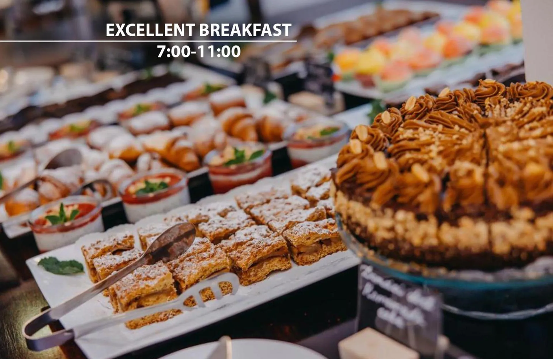 Breakfast in Hotel Merkur - Czech Leading Hotels