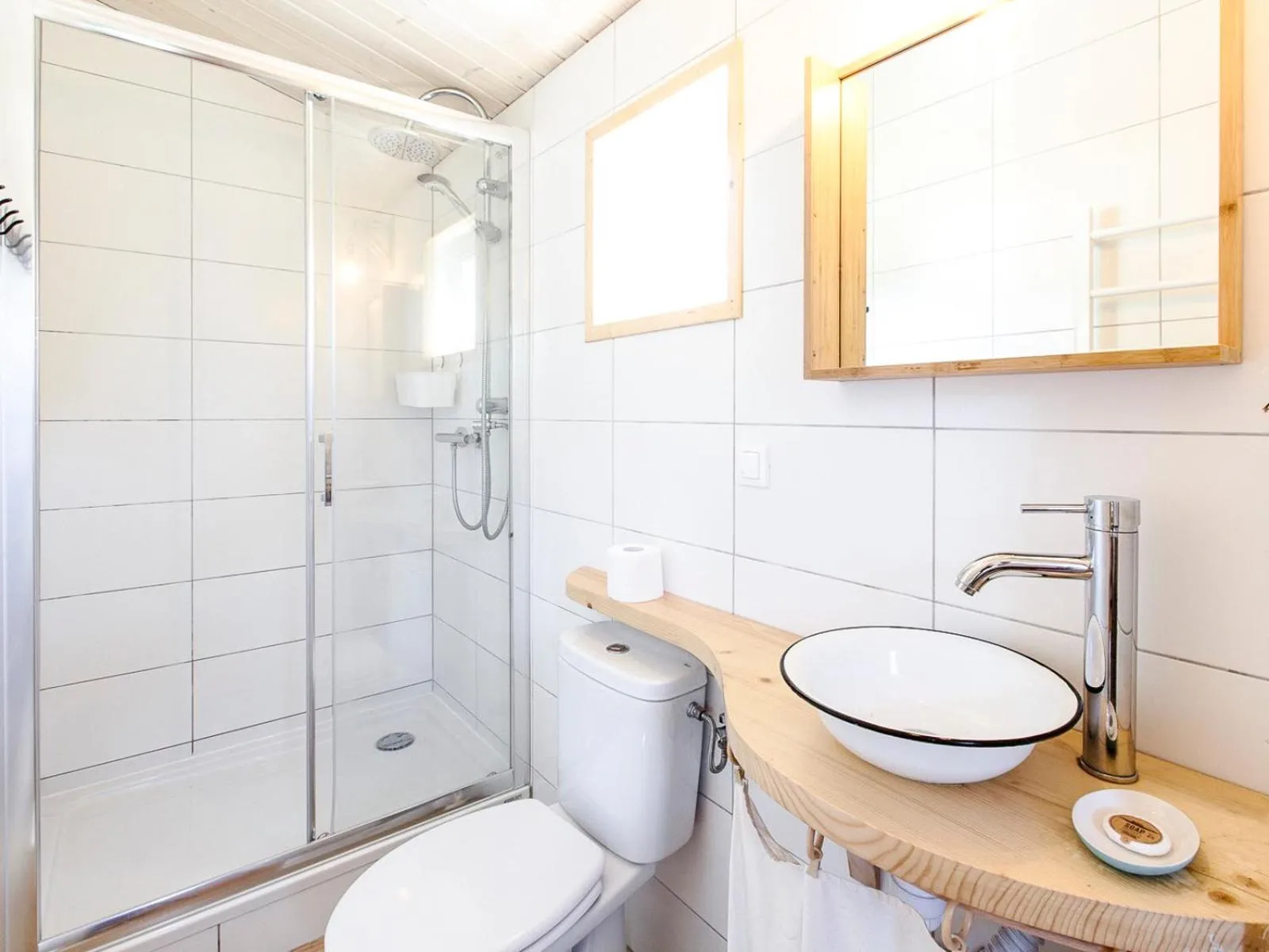 Shower in Osada Pstrąga