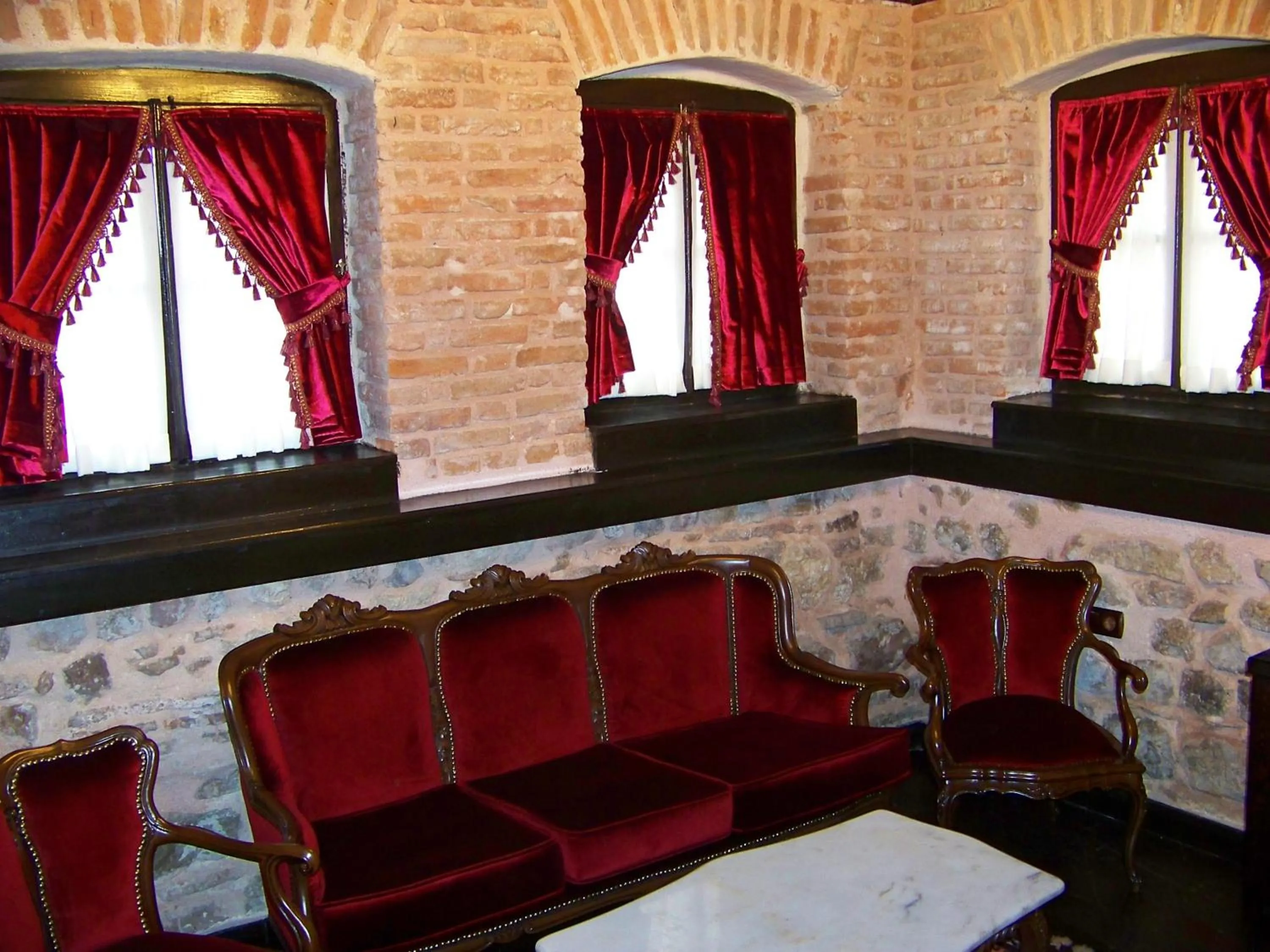 Family in Edirne Osmanlı Evleri