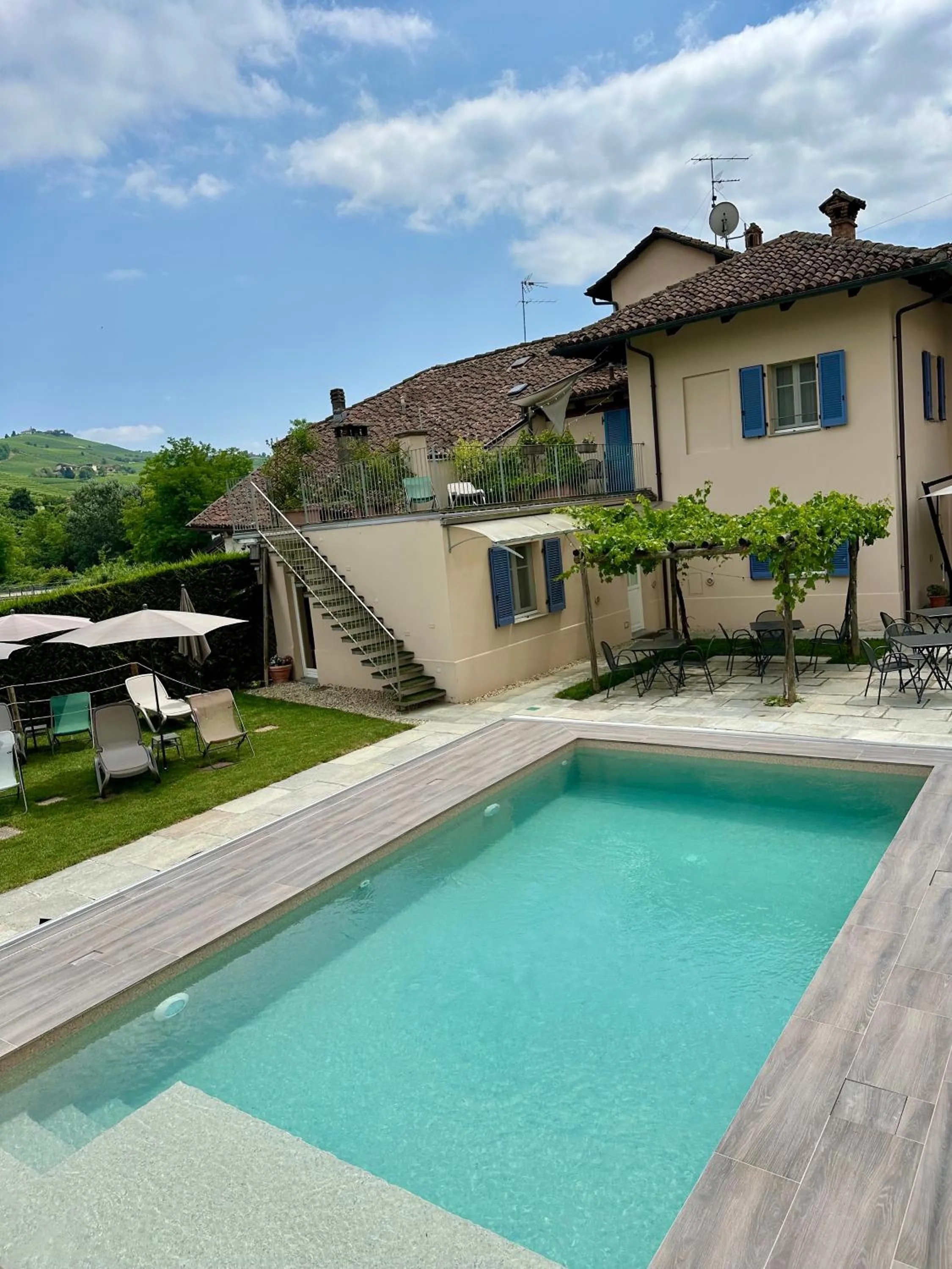 Property building in Cascina BELLONUOVO