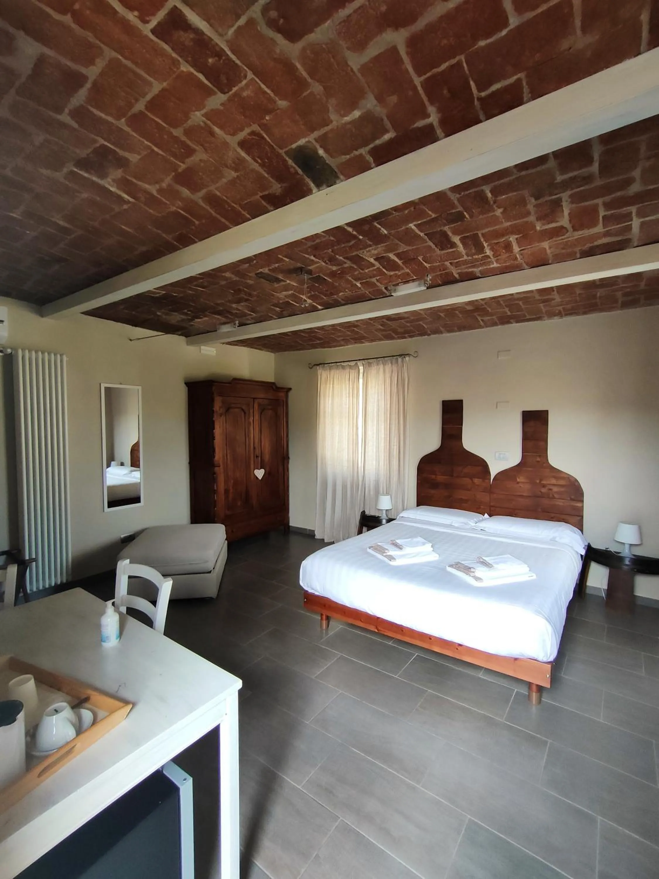 Bedroom, Bed in Cascina BELLONUOVO