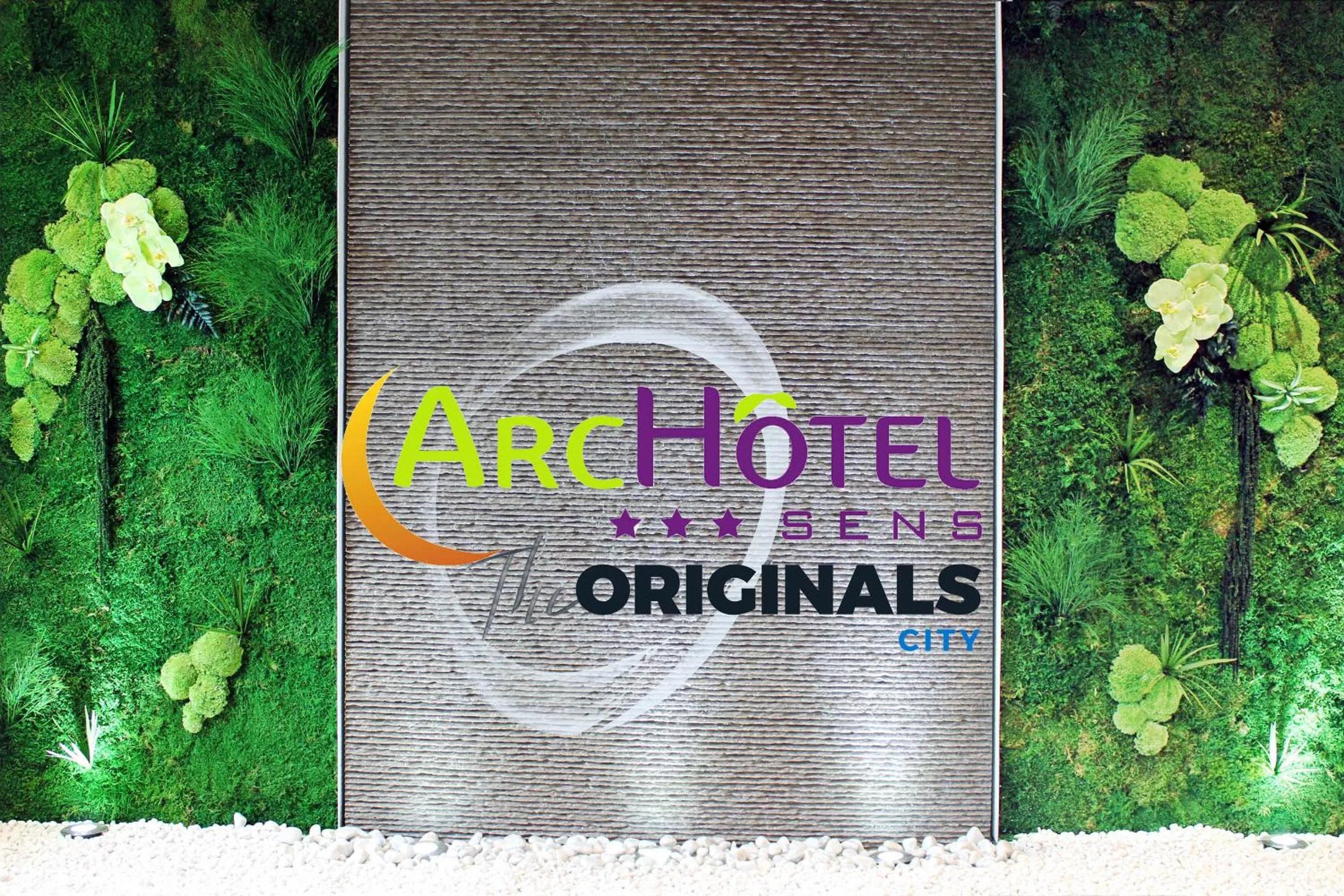 Property logo or sign in The Originals City, Archotel, Sens