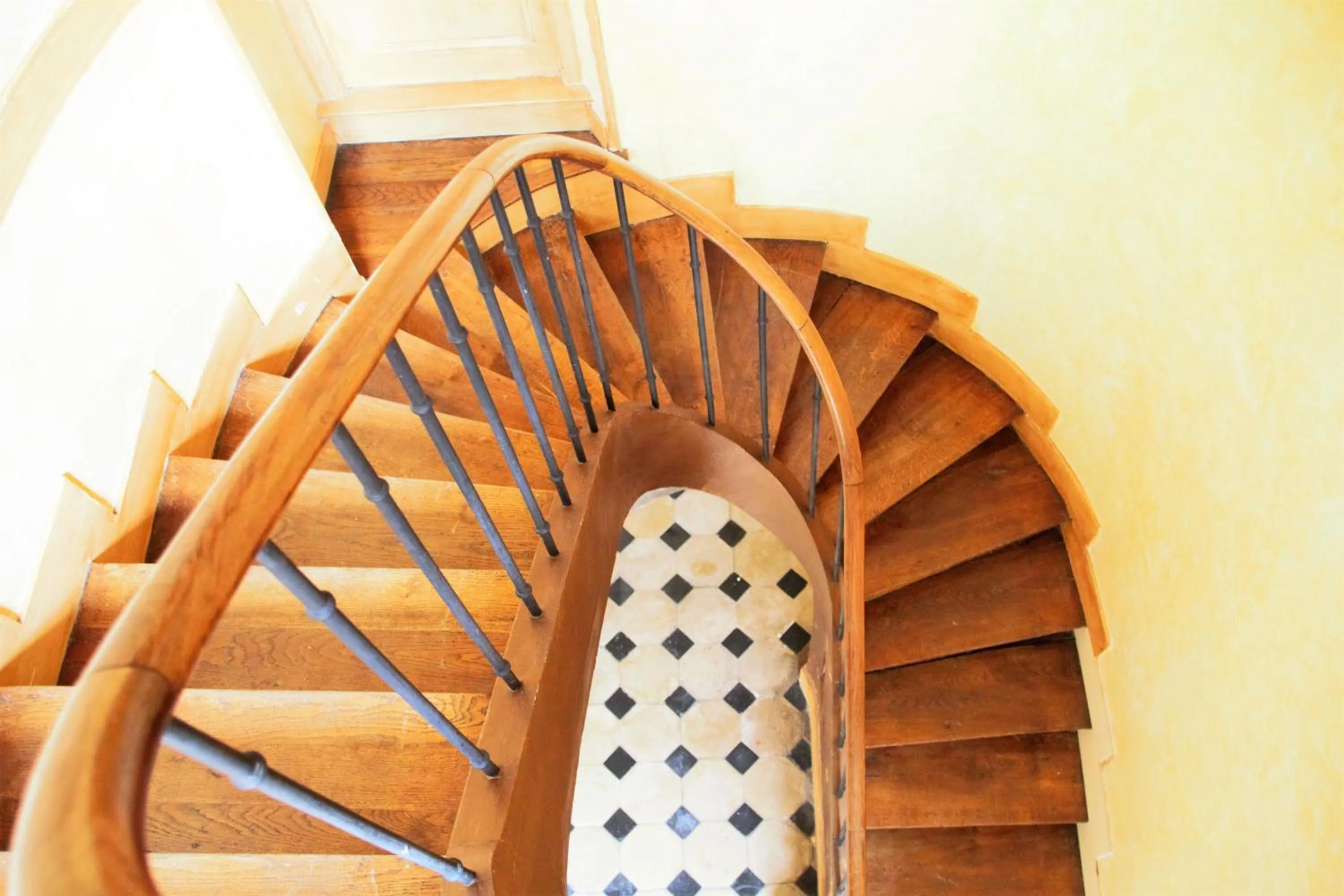 Lobby or reception in The Originals City, Archotel, Sens