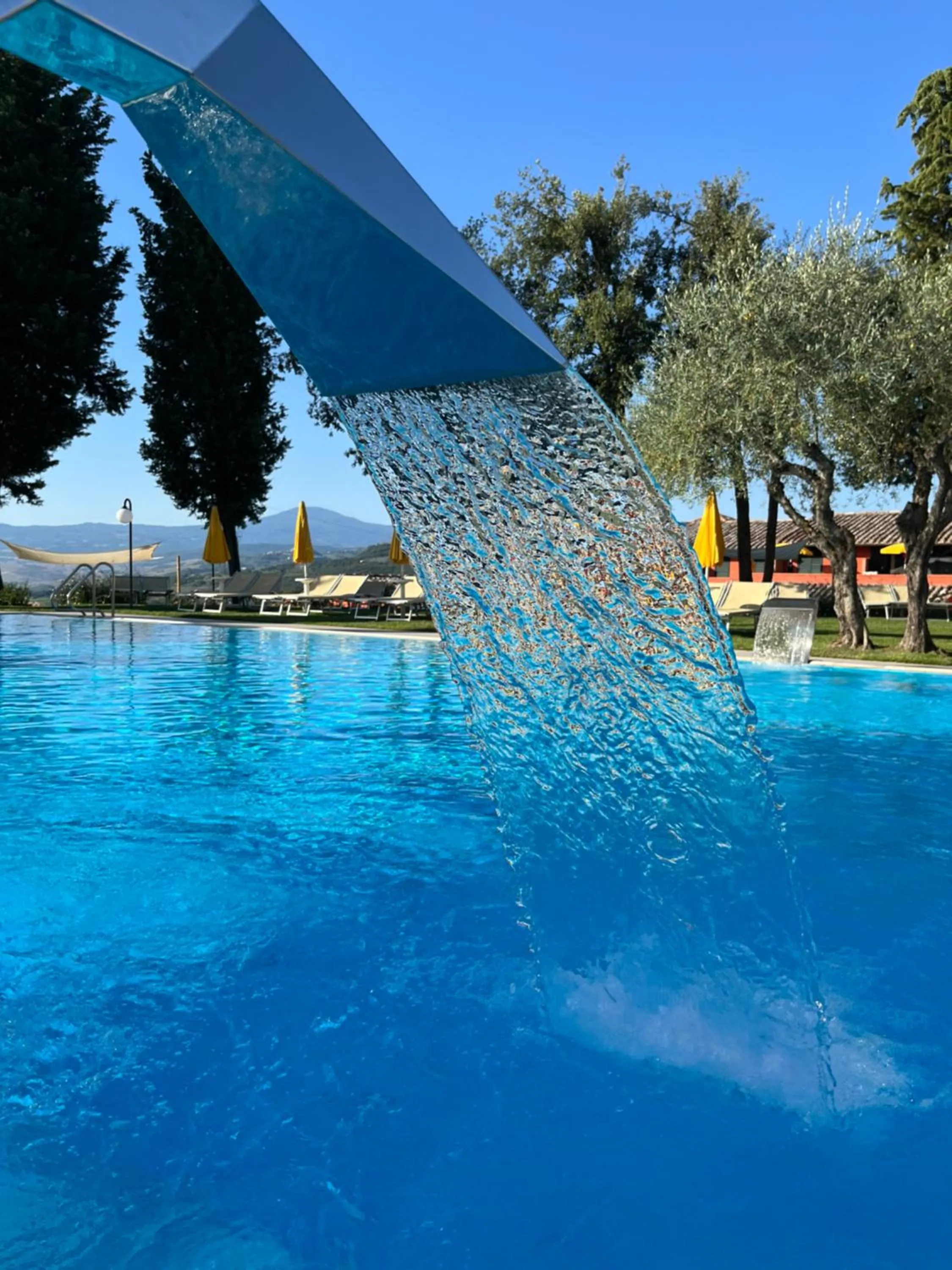 Swimming pool in Casanova - Wellness Center La Grotta Etrusca