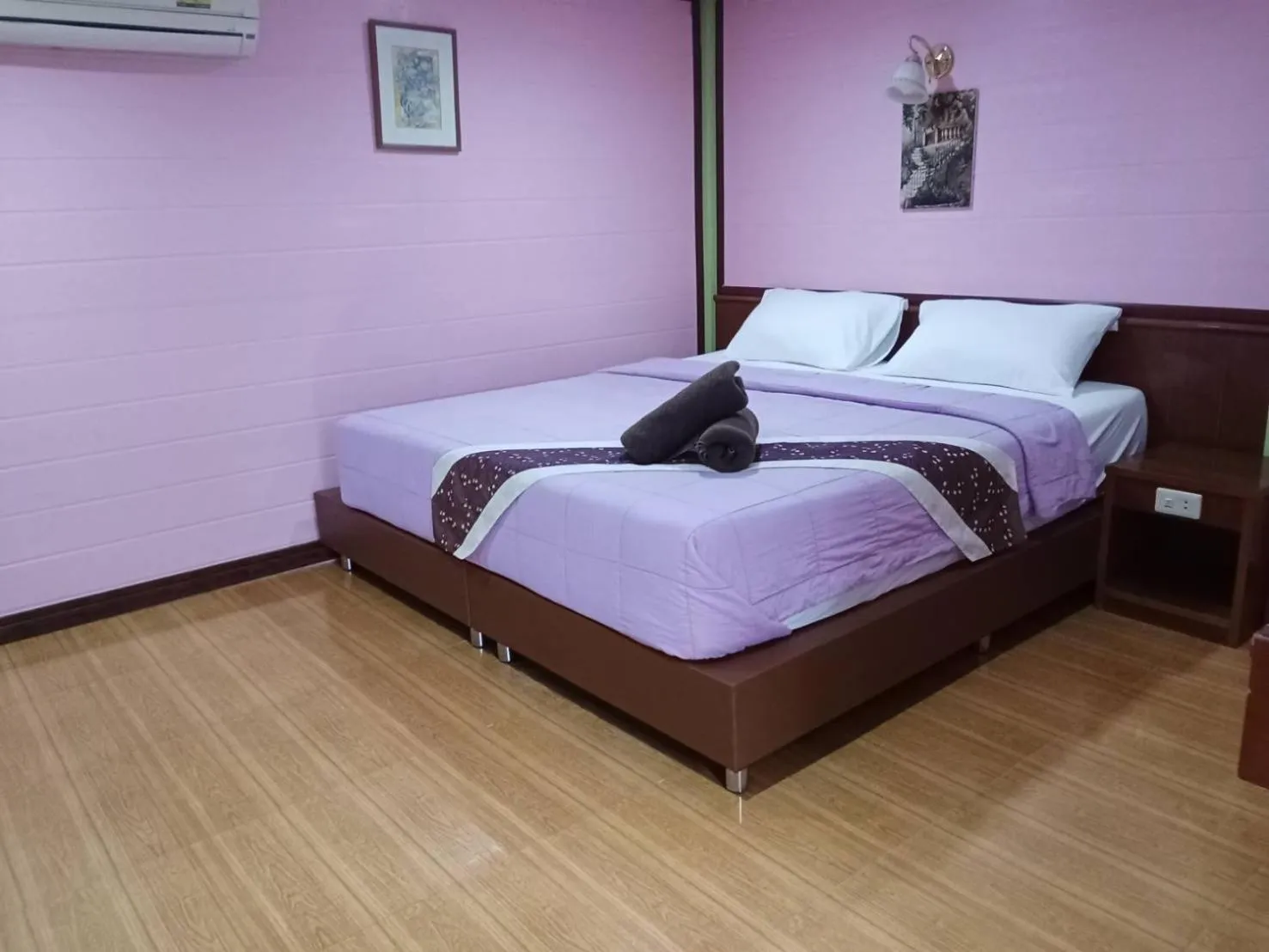 Bed in Haad Somboon House