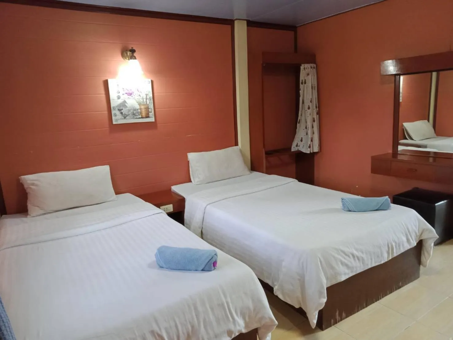 Bed in Haad Somboon House