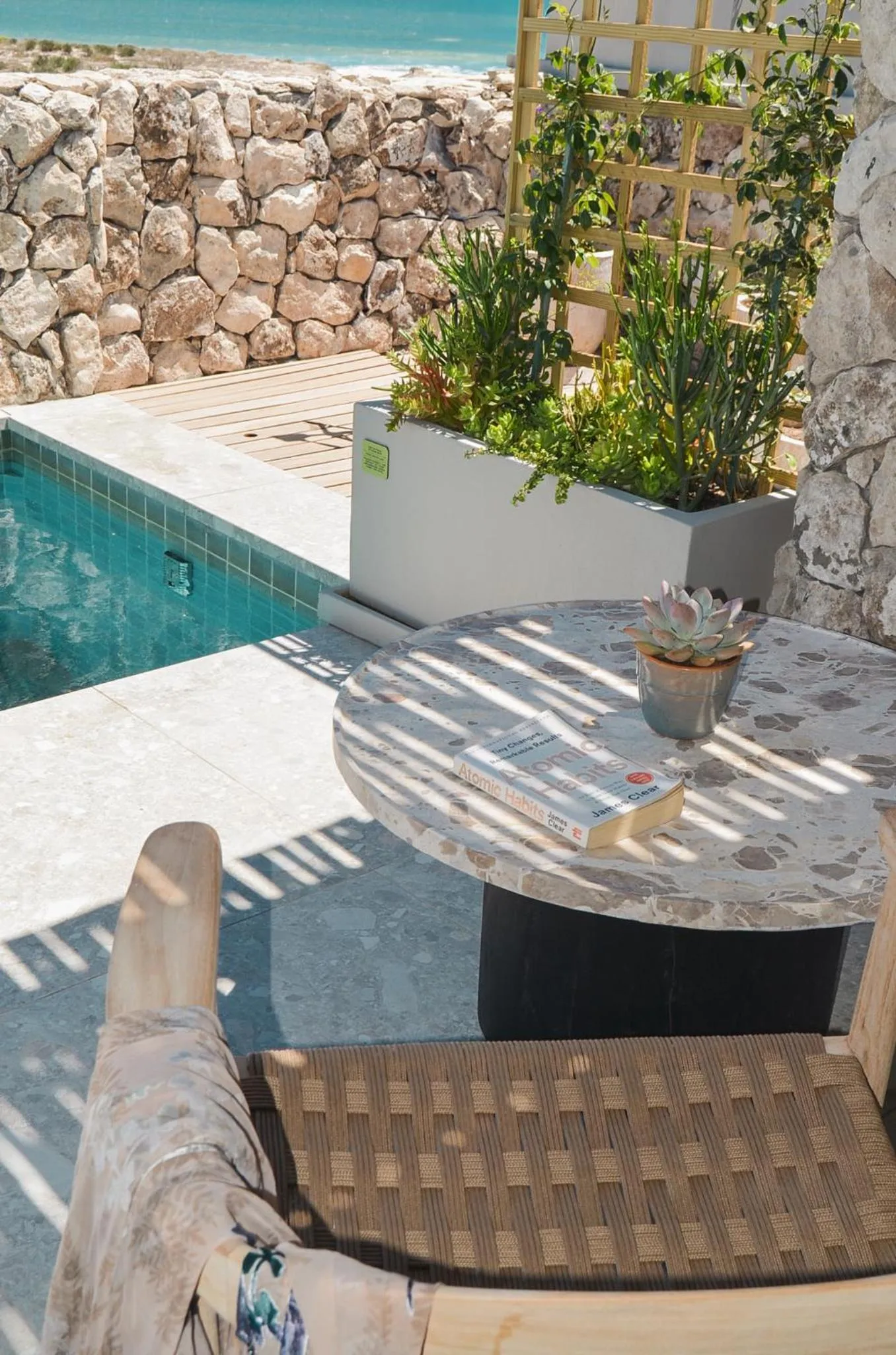 Abalone Hotel & Villas