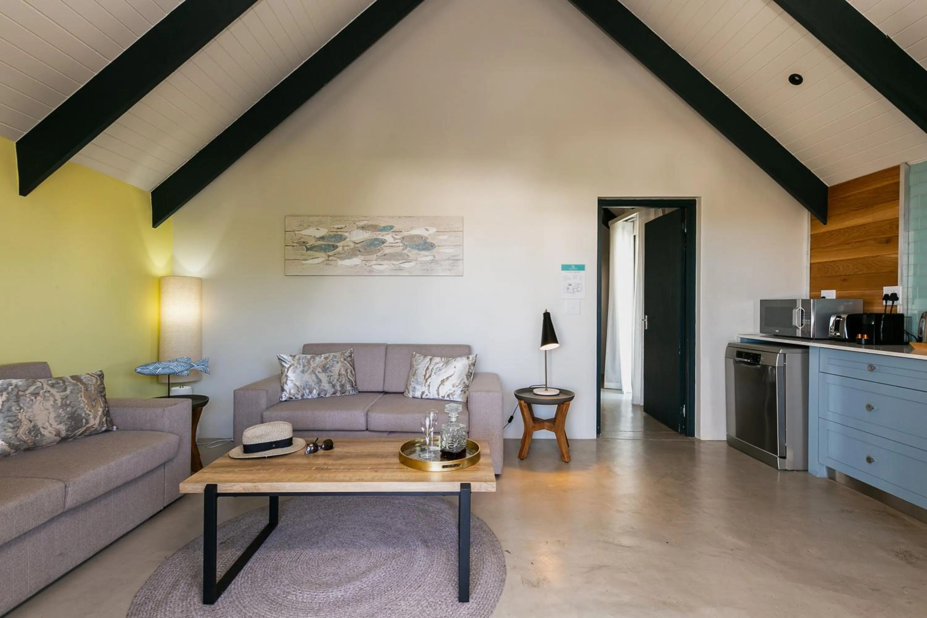 Kitchen or kitchenette in Abalone Hotel & Villas