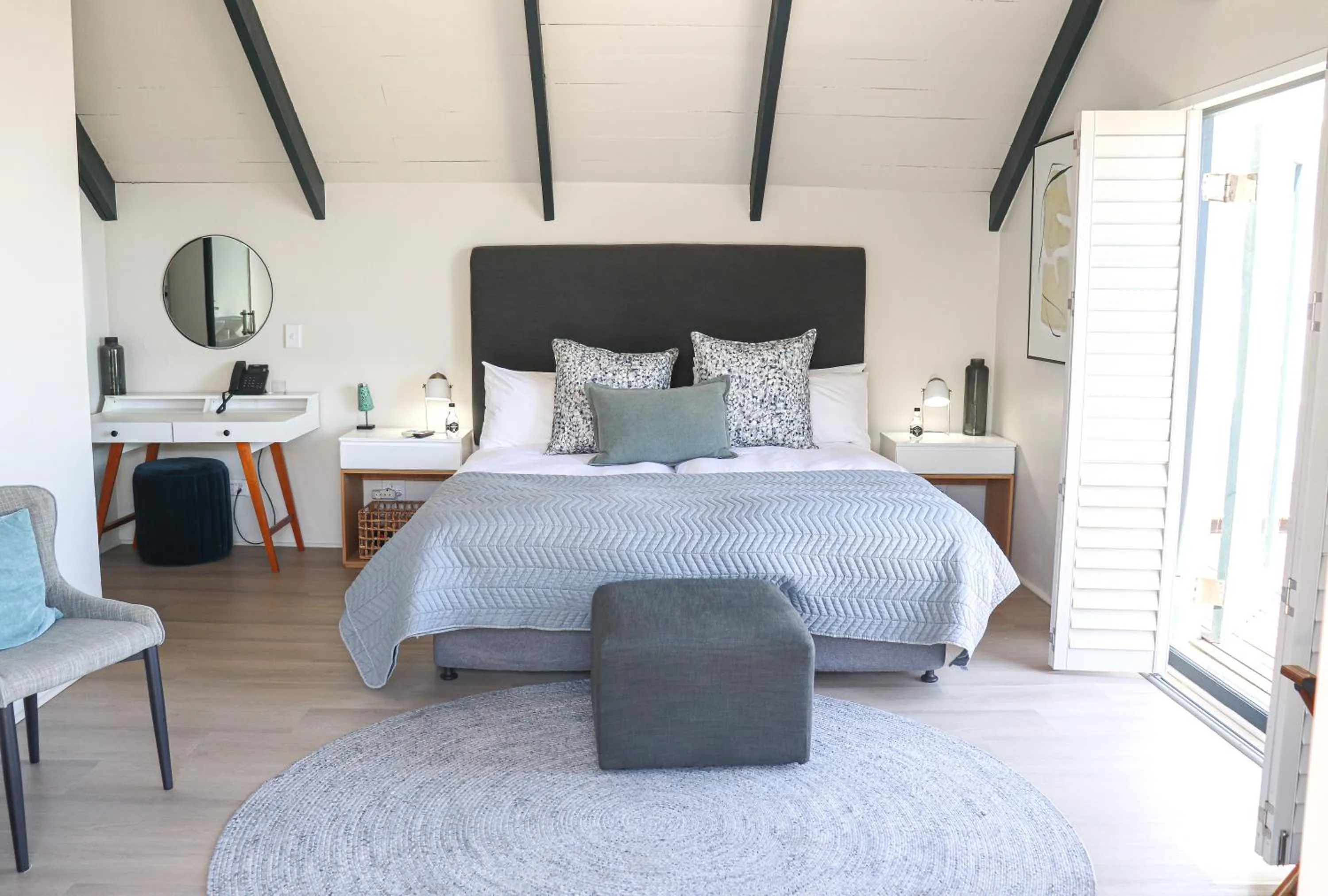 Bed in Abalone Hotel & Villas