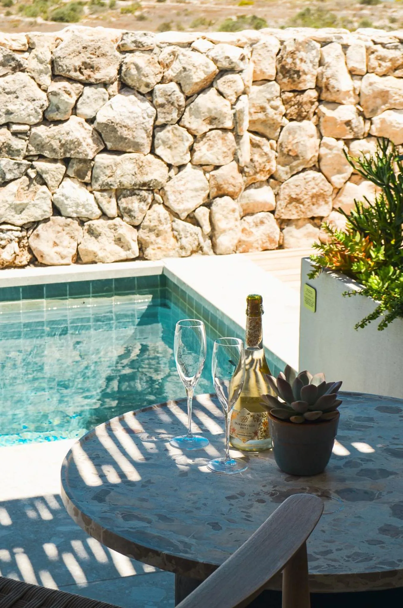 Abalone Hotel & Villas