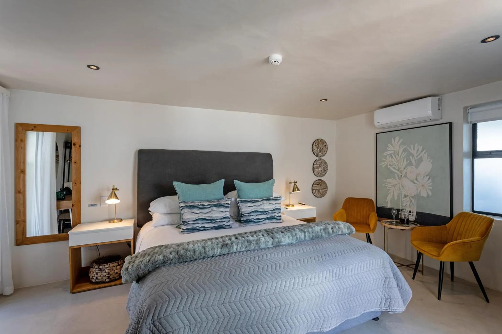 Bed in Abalone Hotel & Villas