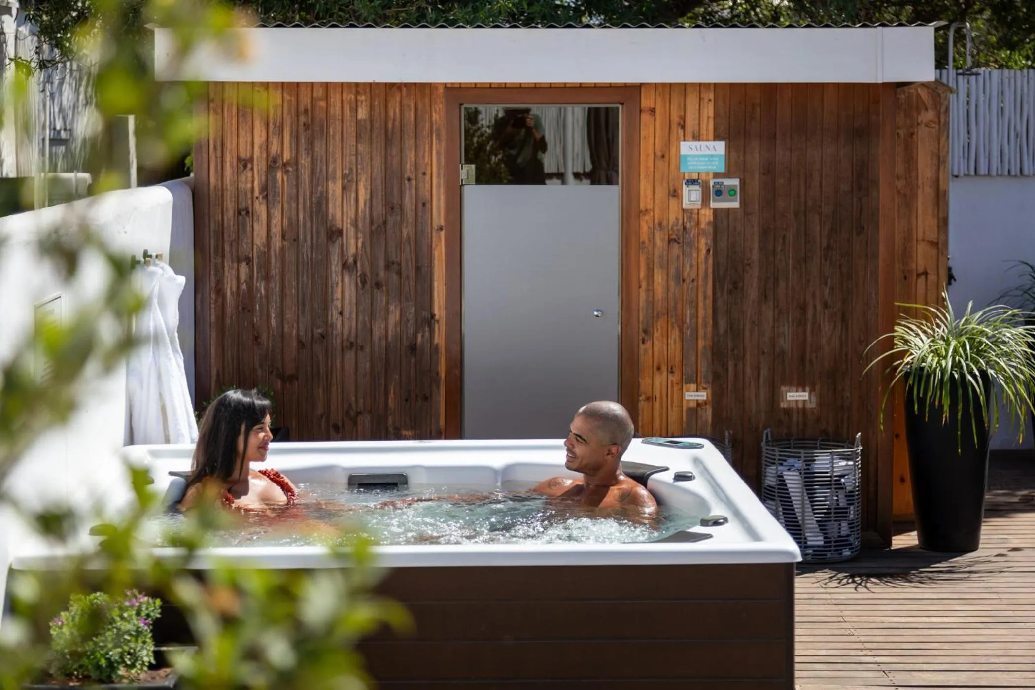 Abalone Hotel & Villas